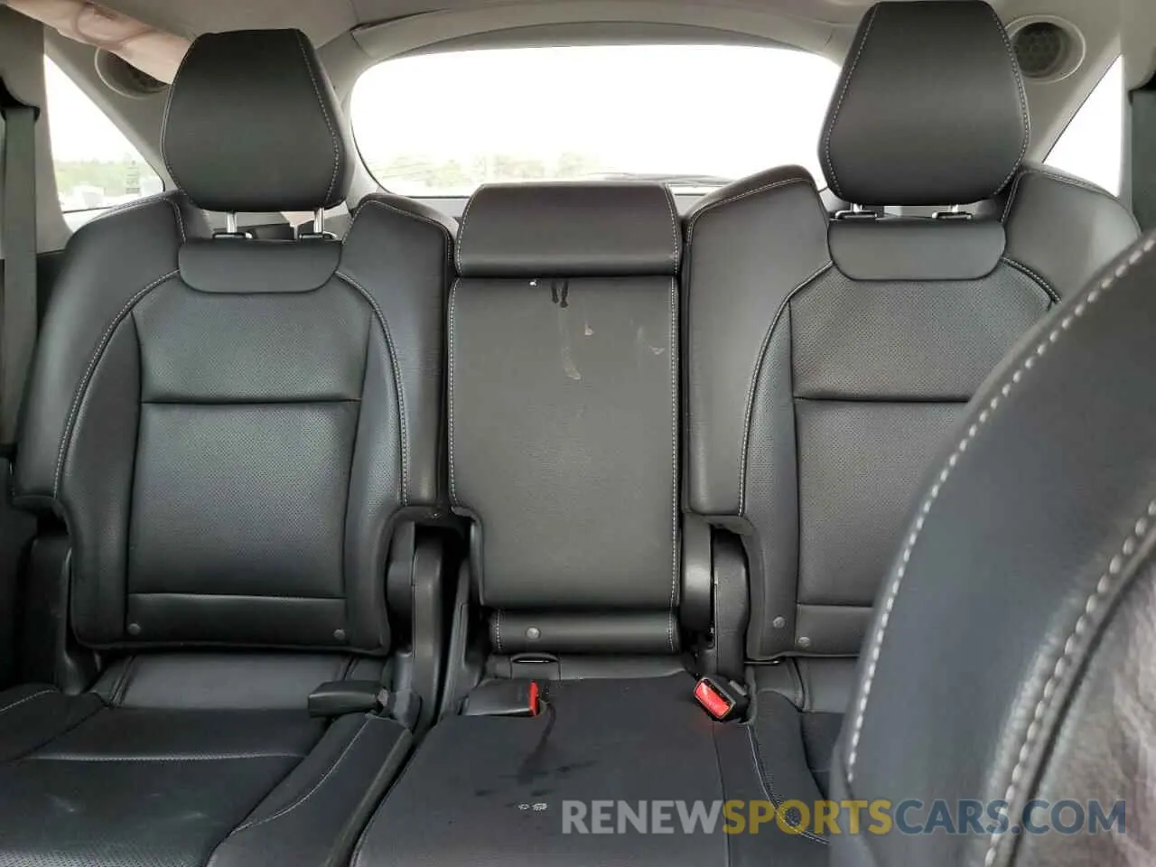 10 Photograph of a damaged car 5J8YD4H54LL027303 ACURA MDX 2020