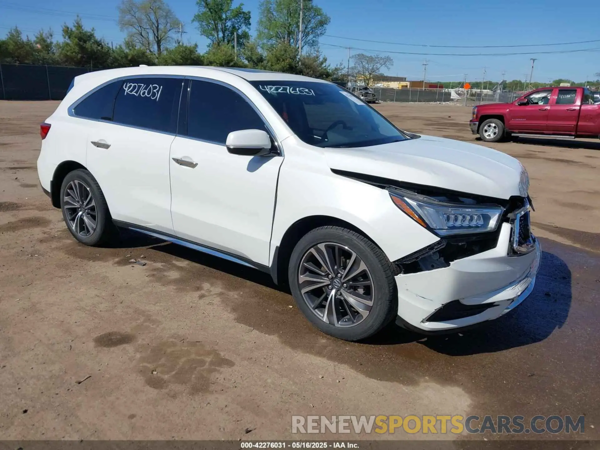 1 Photograph of a damaged car 5J8YD4H58LL033895 ACURA MDX 2020