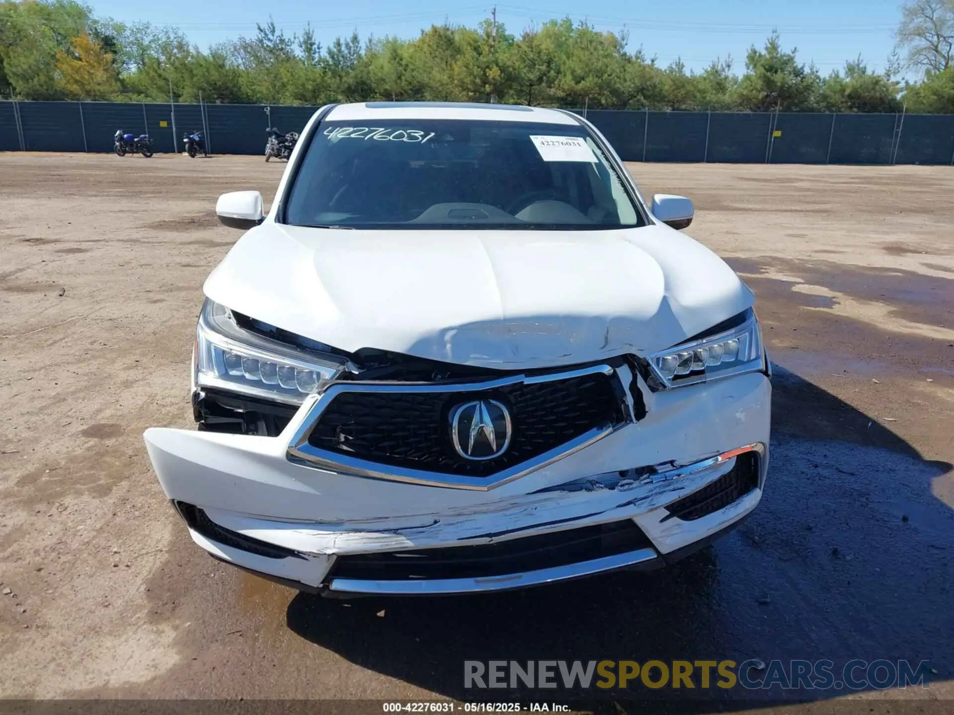 12 Photograph of a damaged car 5J8YD4H58LL033895 ACURA MDX 2020