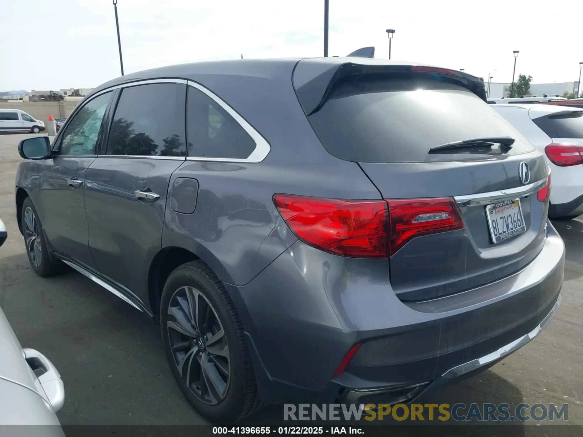 14 Photograph of a damaged car 5J8YD4H59LL002218 ACURA MDX 2020