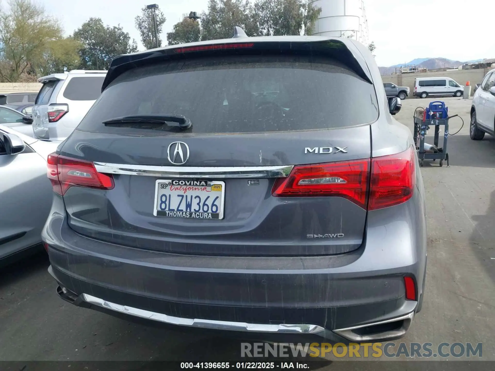 16 Photograph of a damaged car 5J8YD4H59LL002218 ACURA MDX 2020
