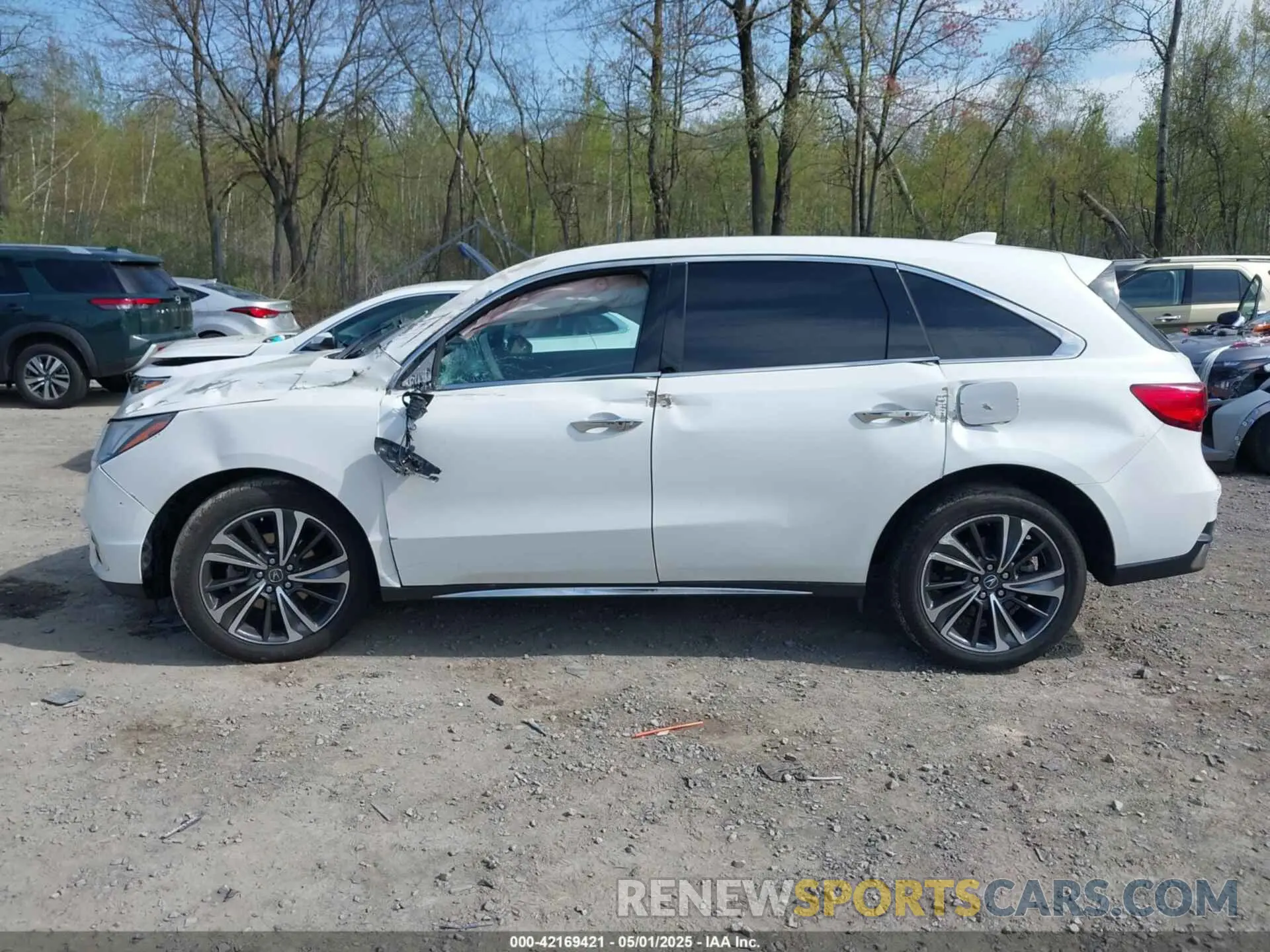 13 Photograph of a damaged car 5J8YD4H59LL002350 ACURA MDX 2020