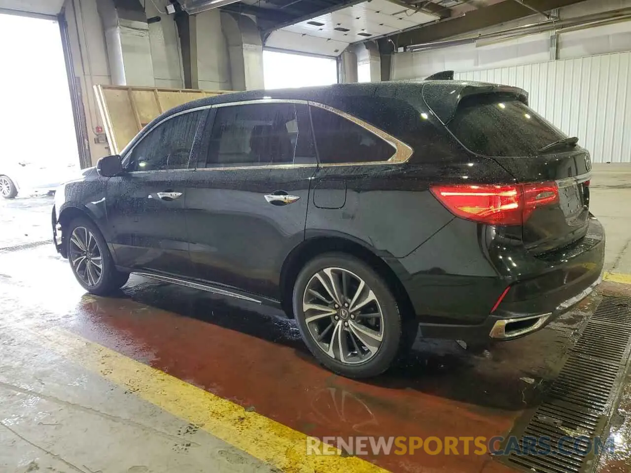 2 Photograph of a damaged car 5J8YD4H59LL017964 ACURA MDX 2020