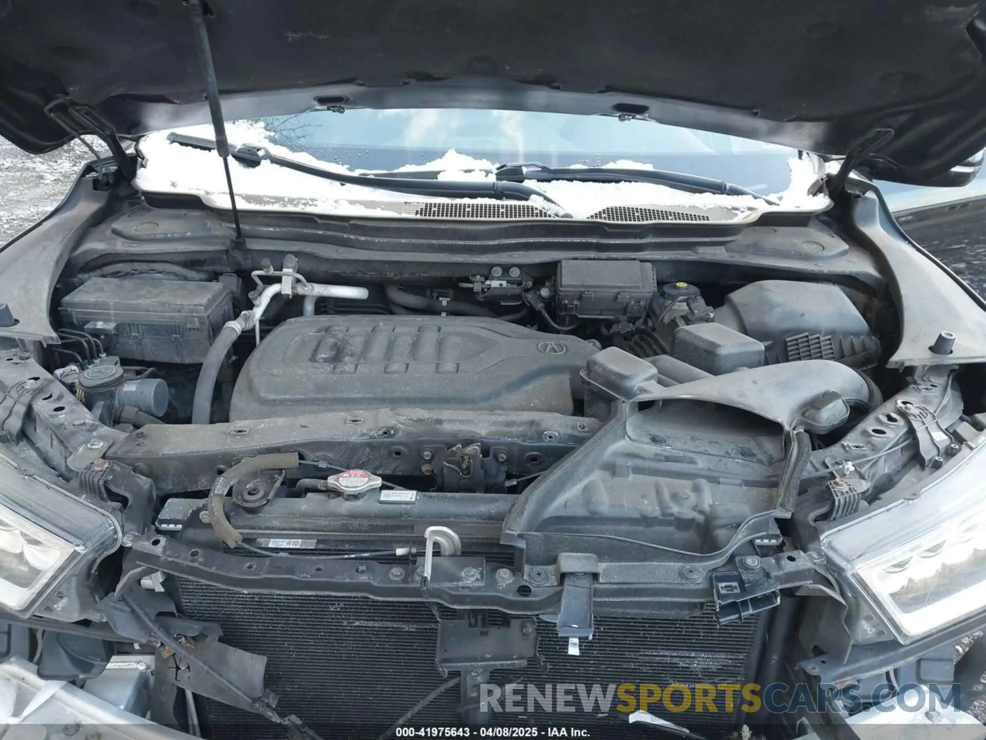 10 Photograph of a damaged car 5J8YD4H59LL019987 ACURA MDX 2020