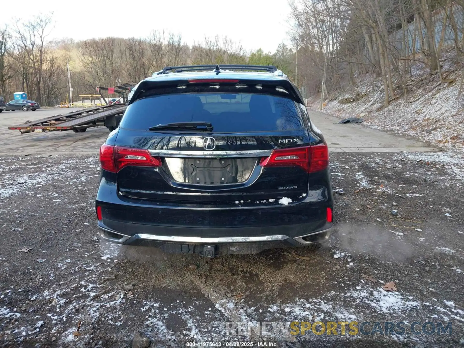 17 Photograph of a damaged car 5J8YD4H59LL019987 ACURA MDX 2020