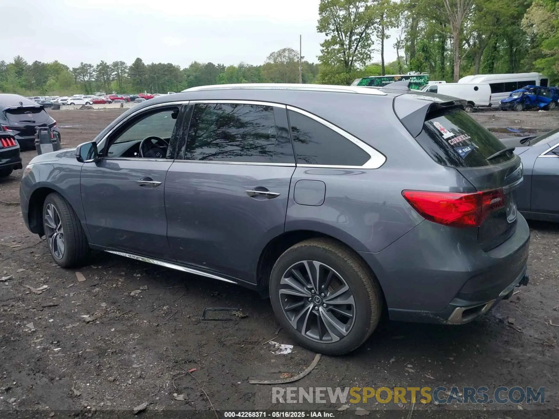 14 Photograph of a damaged car 5J8YD4H59LL033422 ACURA MDX 2020