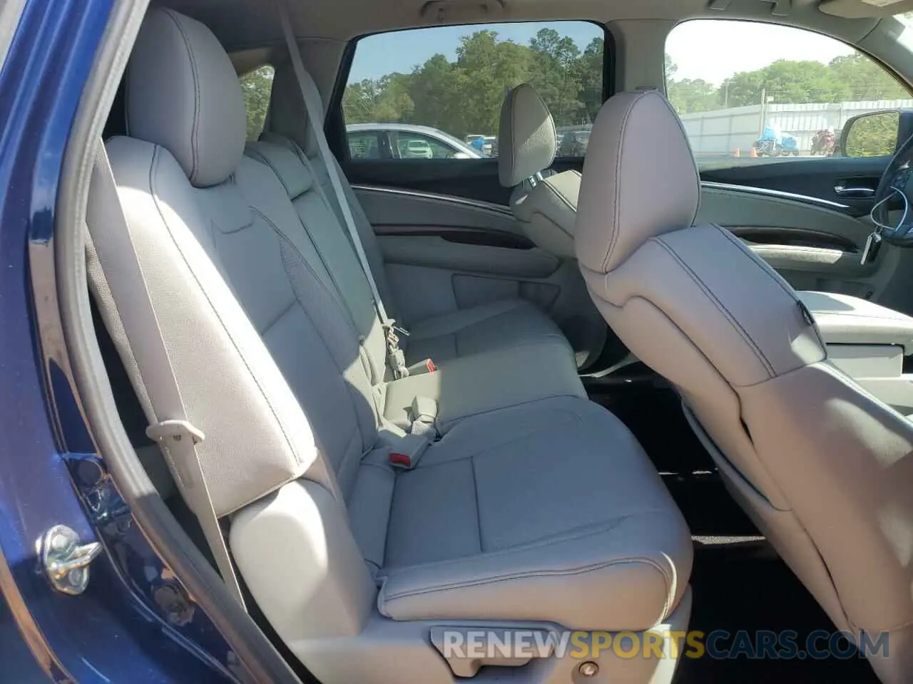 11 Photograph of a damaged car 5J8YD4H5XLL017083 ACURA MDX 2020