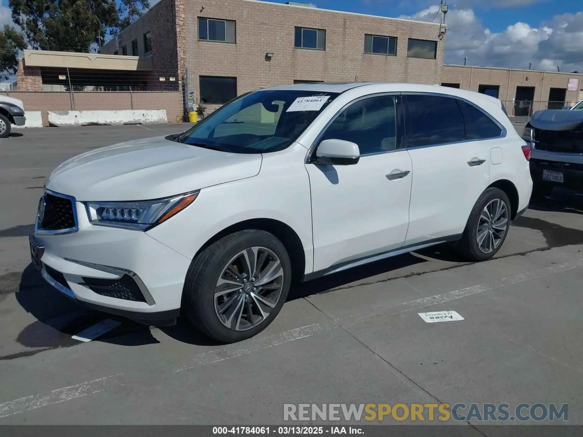 2 Photograph of a damaged car 5J8YD4H5XLL027919 ACURA MDX 2020