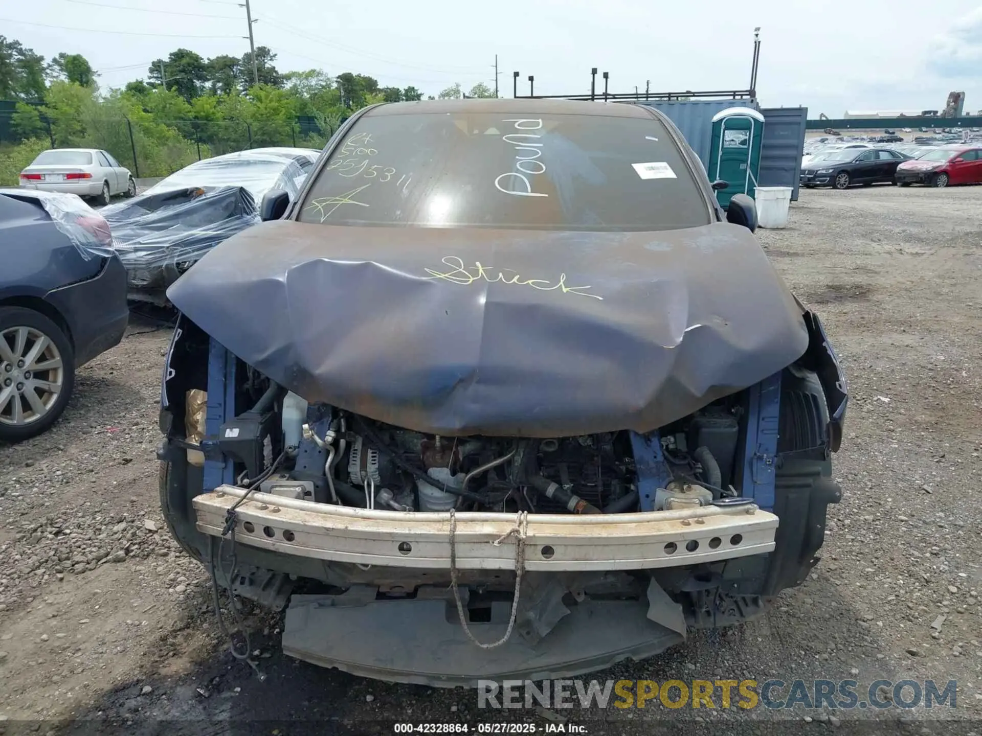 11 Photograph of a damaged car 5J8YD4H5XLL057051 ACURA MDX 2020