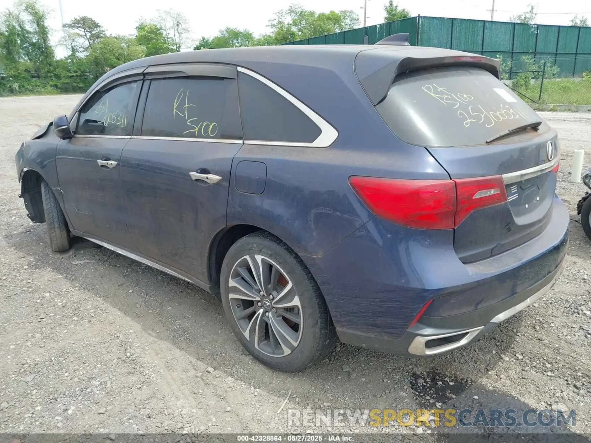 3 Photograph of a damaged car 5J8YD4H5XLL057051 ACURA MDX 2020
