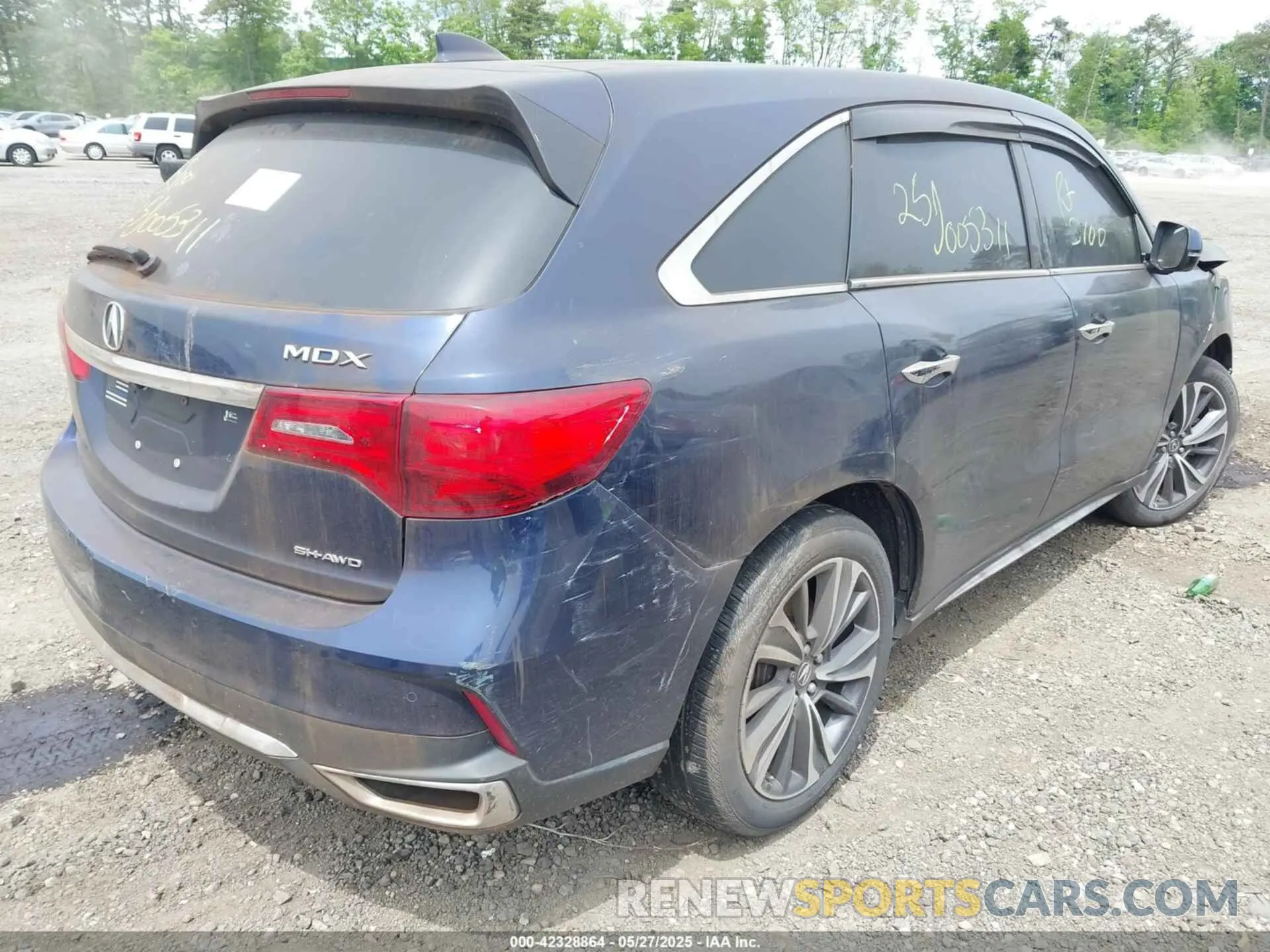 4 Photograph of a damaged car 5J8YD4H5XLL057051 ACURA MDX 2020