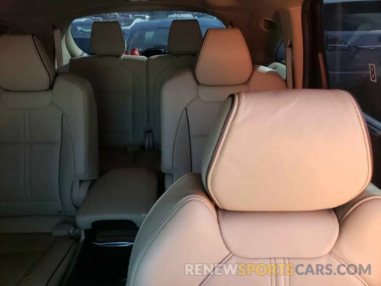 10 Photograph of a damaged car 5J8YD4H82LL014589 ACURA MDX 2020