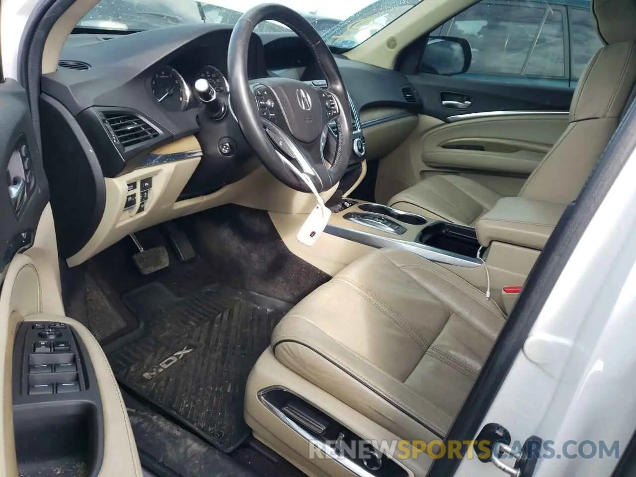 8 Photograph of a damaged car 5J8YD4H82LL014589 ACURA MDX 2020
