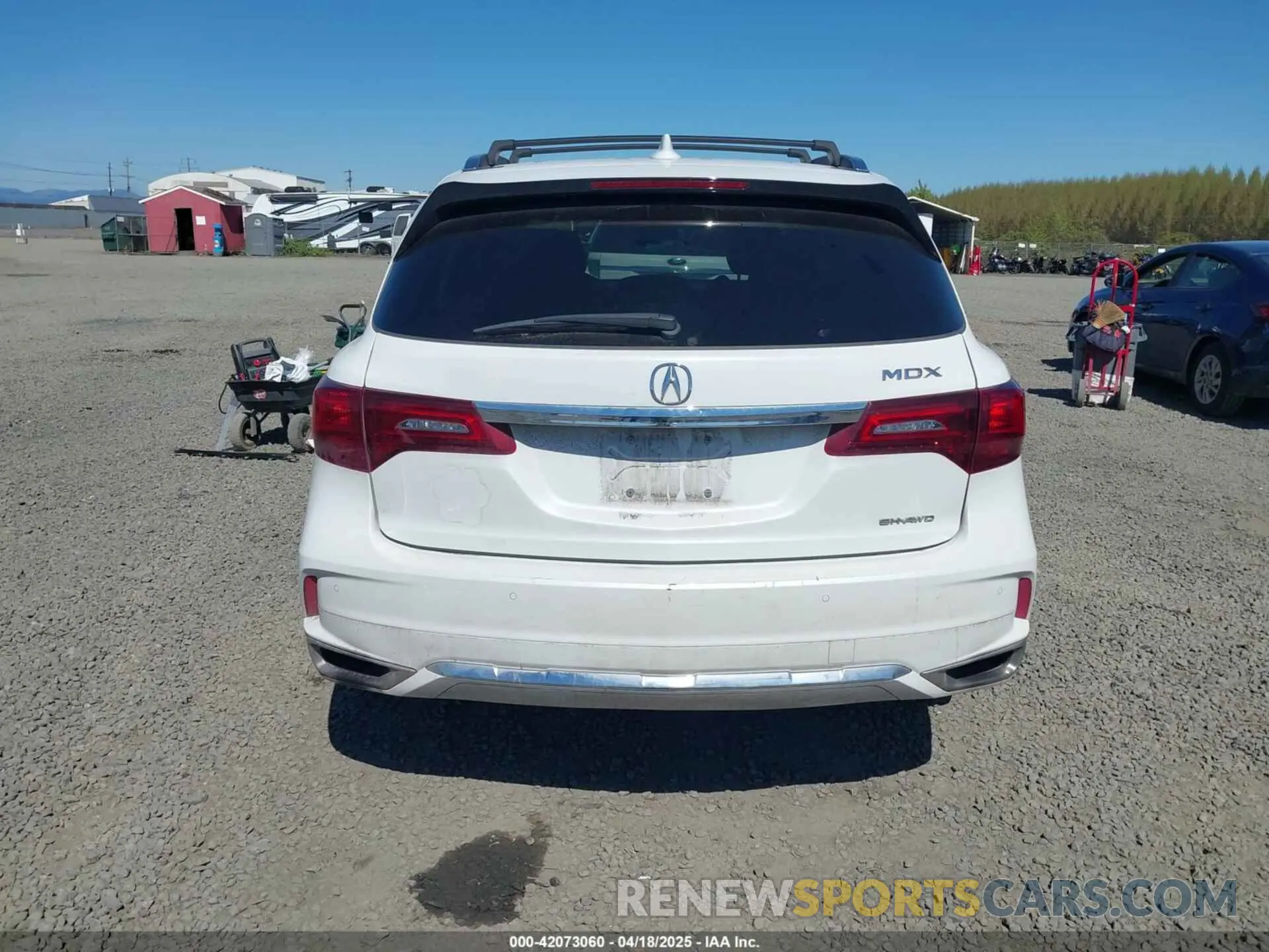 17 Photograph of a damaged car 5J8YD4H84LL028655 ACURA MDX 2020