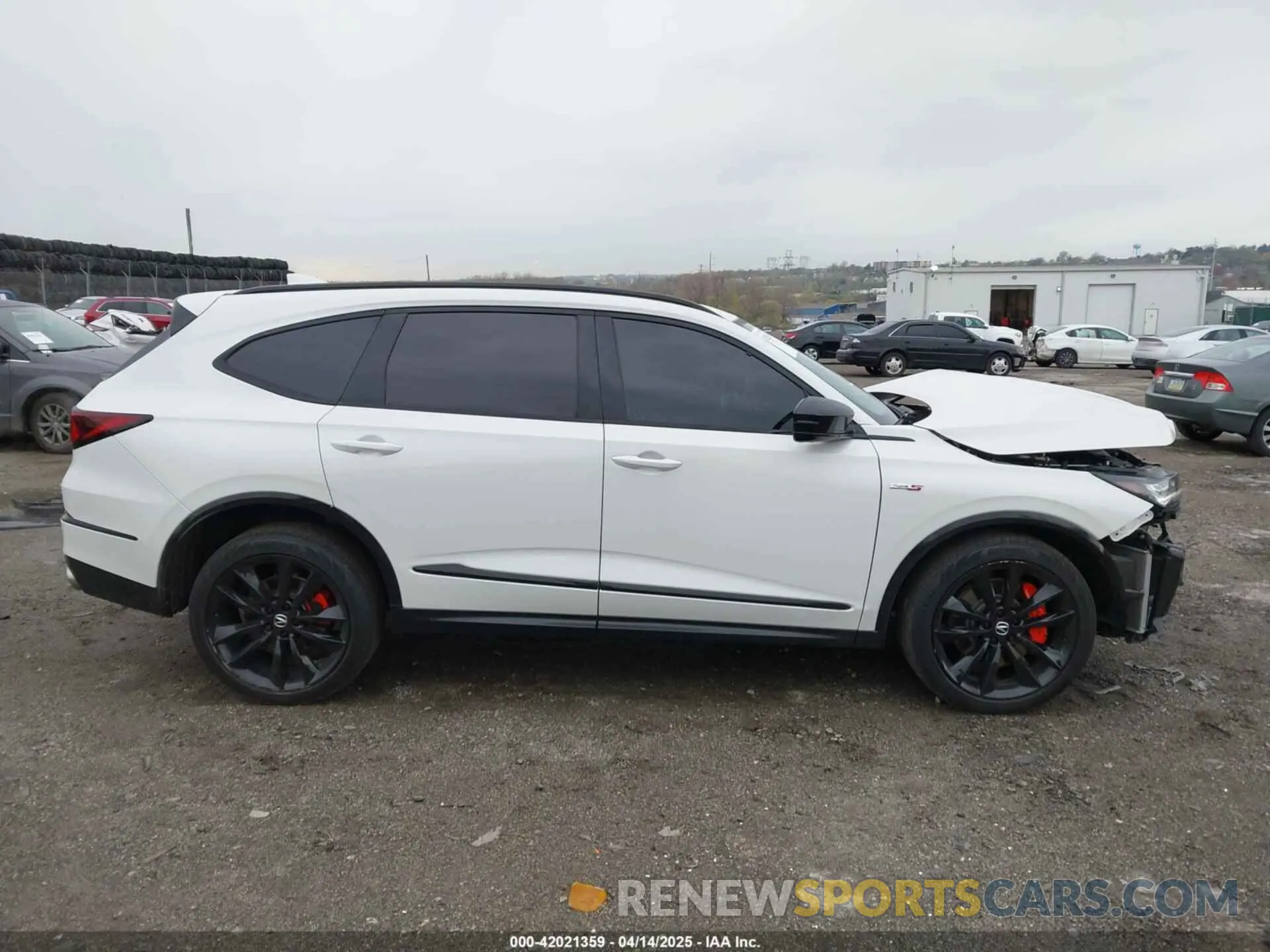 14 Photograph of a damaged car 5J8YD8H82NL001478 ACURA MDX 2022