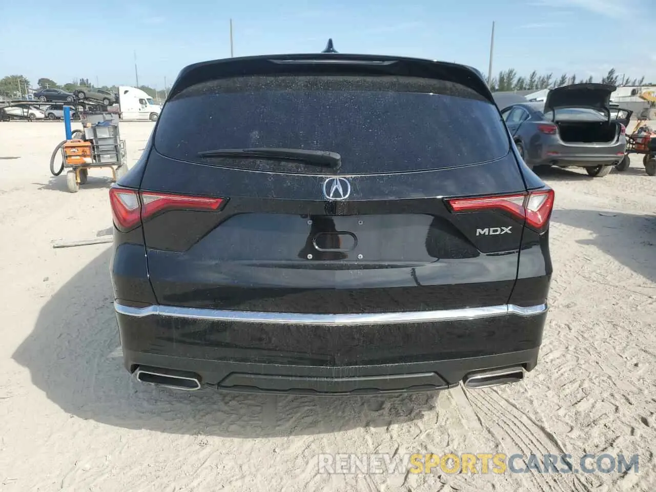 6 Photograph of a damaged car 5J8YD9H34NL006403 ACURA MDX 2022
