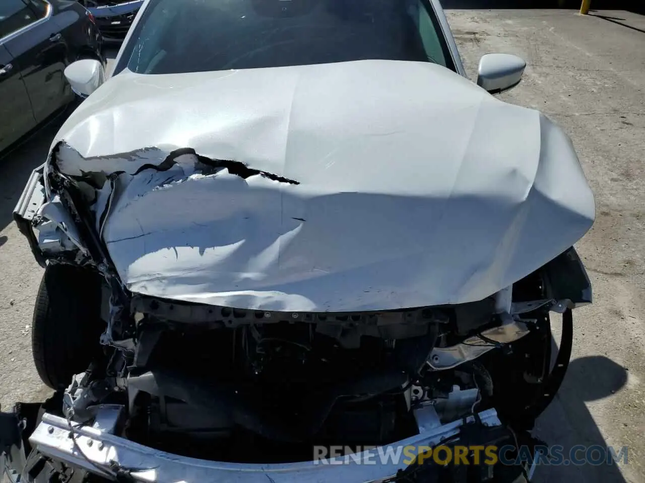 13 Photograph of a damaged car 5J8YD9H44NL011593 ACURA MDX 2022