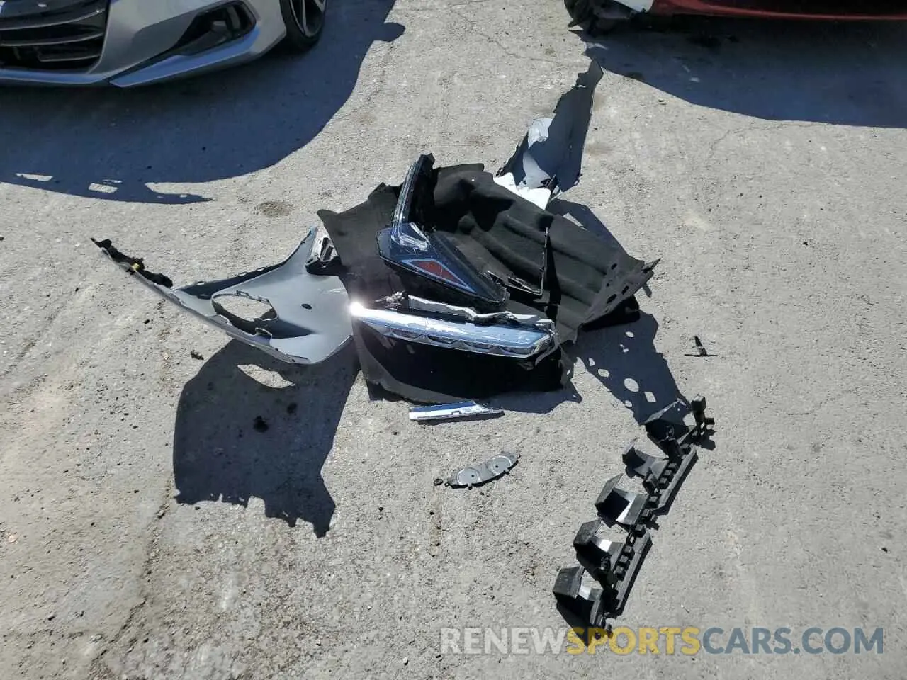 15 Photograph of a damaged car 5J8YD9H44NL011593 ACURA MDX 2022
