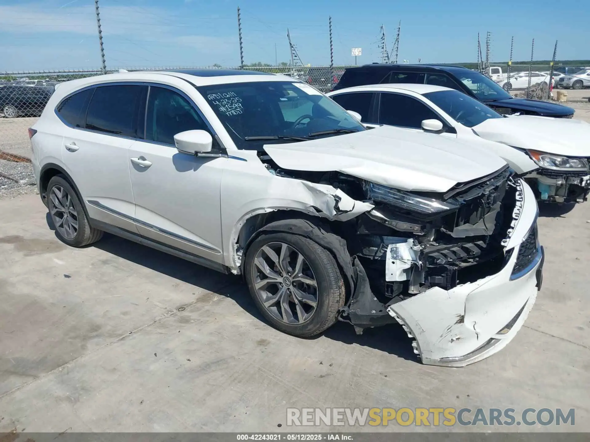 1 Photograph of a damaged car 5J8YD9H45NL011599 ACURA MDX 2022
