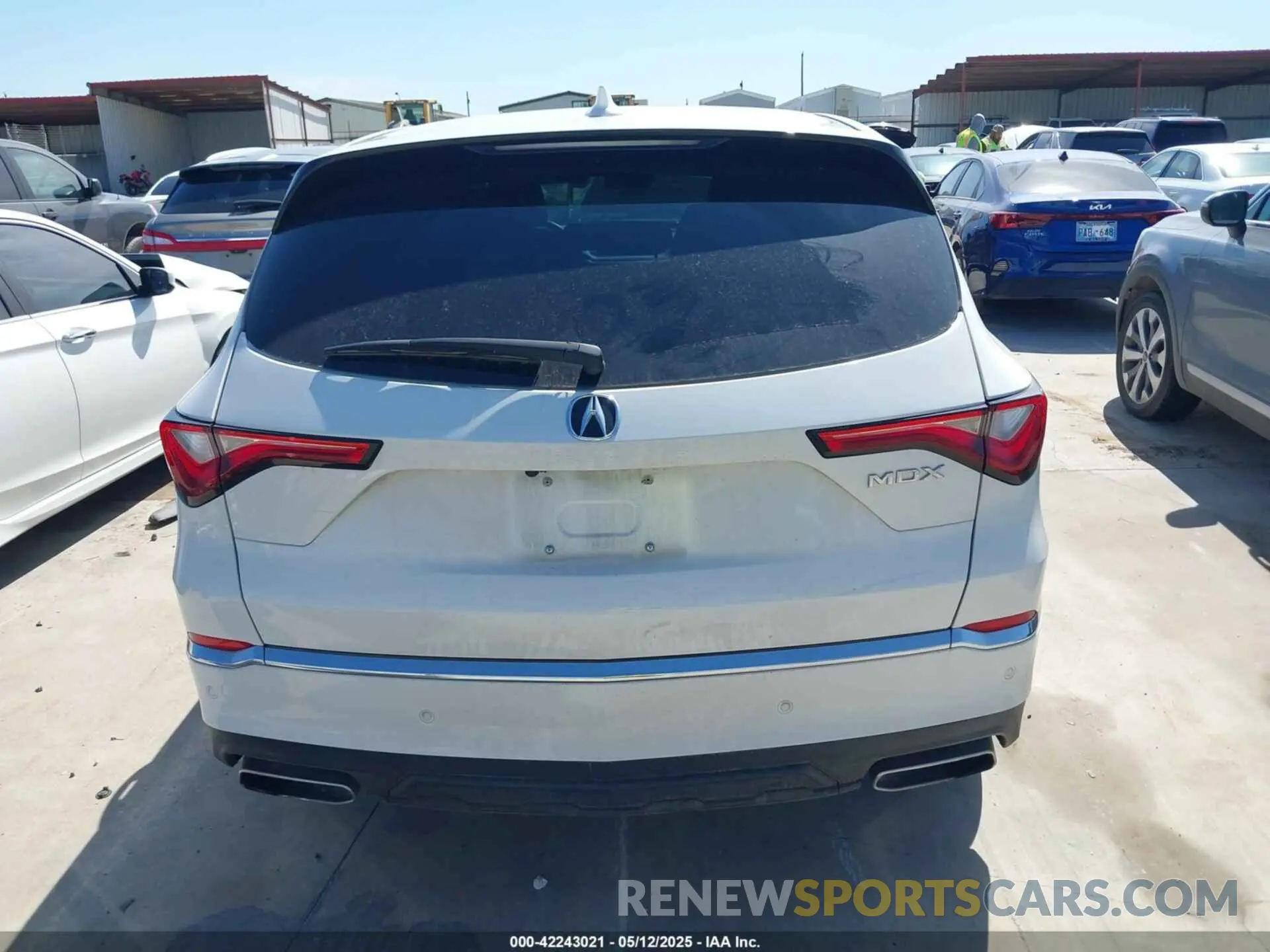 16 Photograph of a damaged car 5J8YD9H45NL011599 ACURA MDX 2022