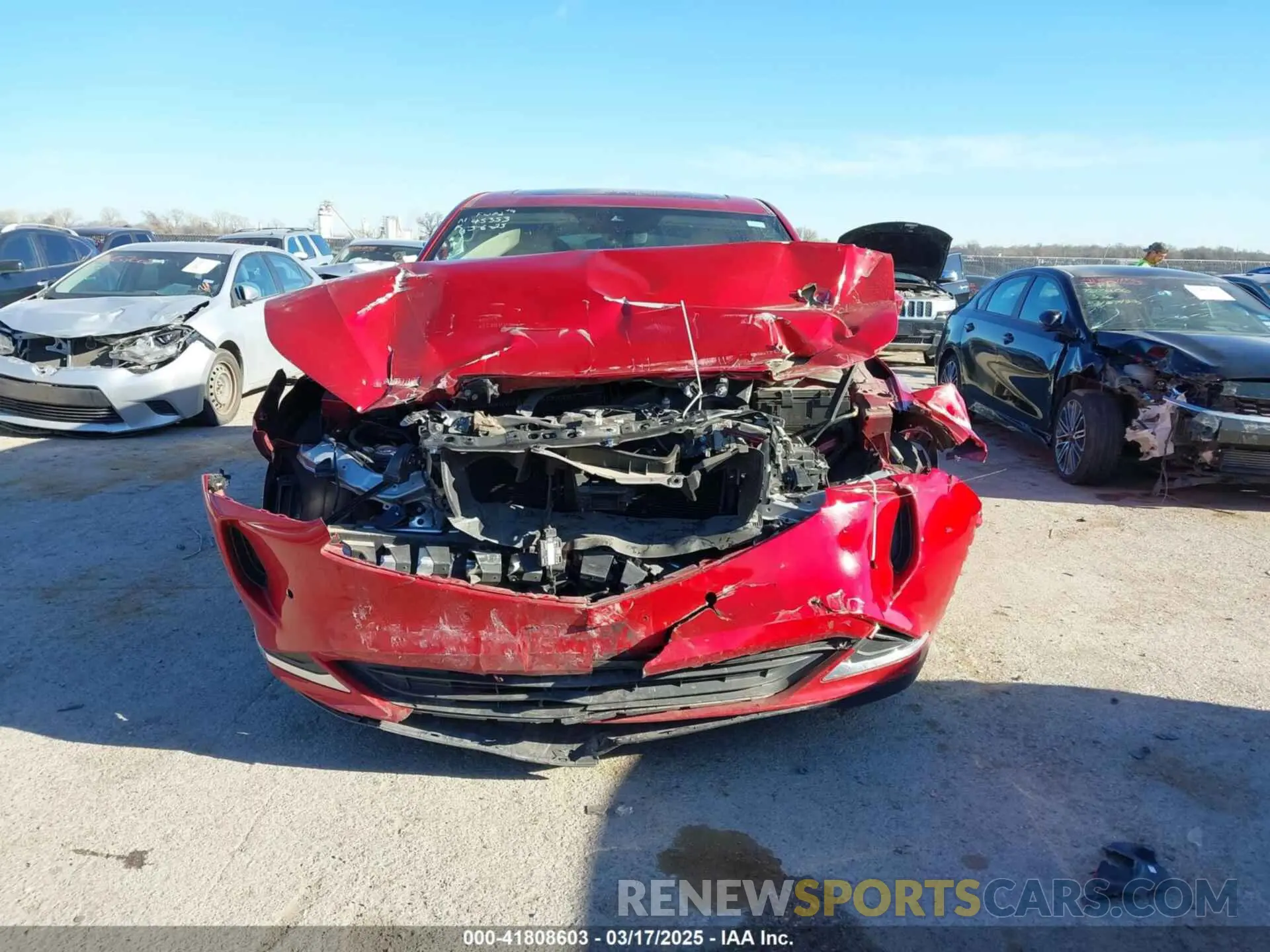 12 Photograph of a damaged car 5J8YD9H49NL002095 ACURA MDX 2022