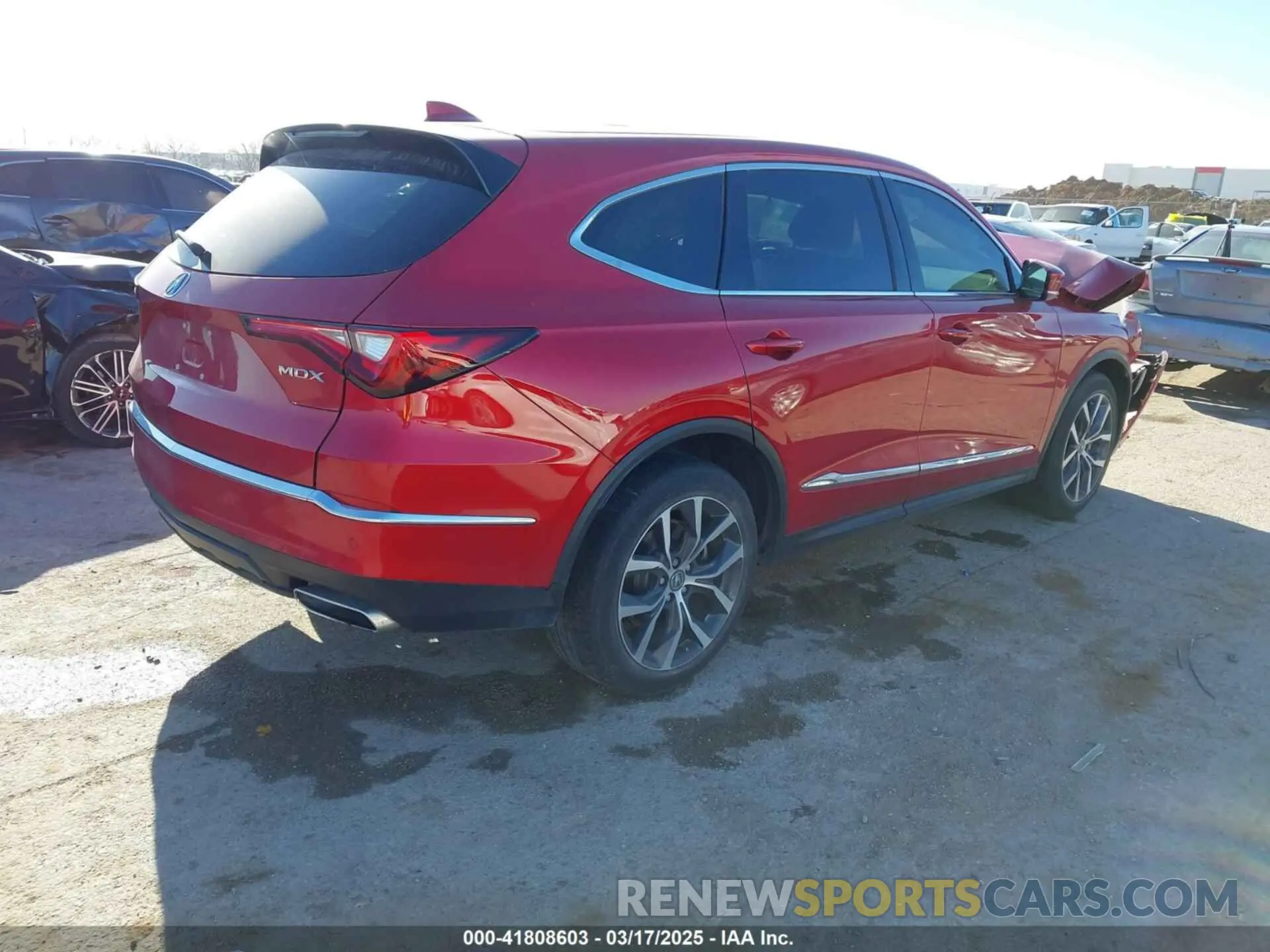 4 Photograph of a damaged car 5J8YD9H49NL002095 ACURA MDX 2022