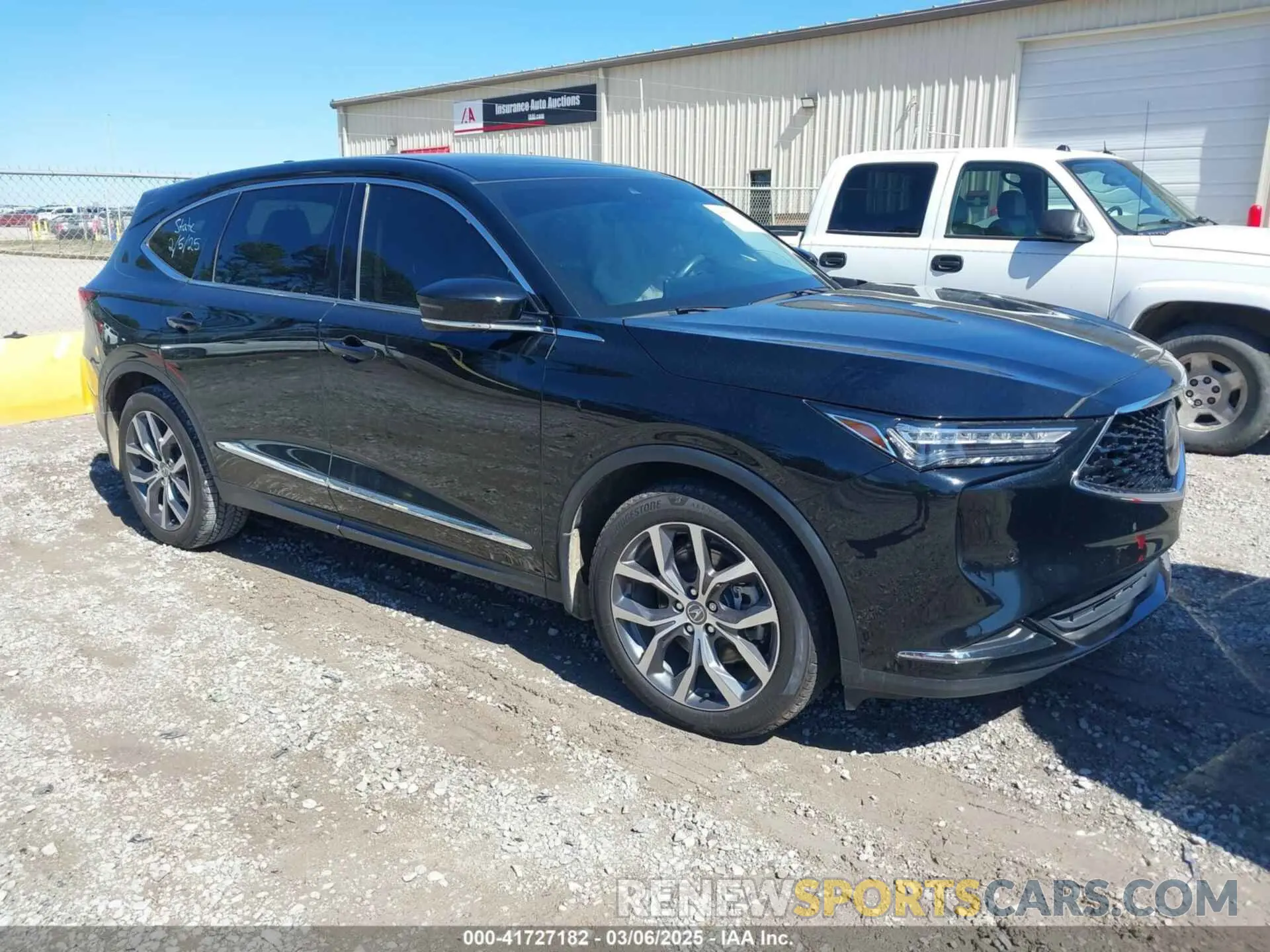 1 Photograph of a damaged car 5J8YD9H4XNL005460 ACURA MDX 2022