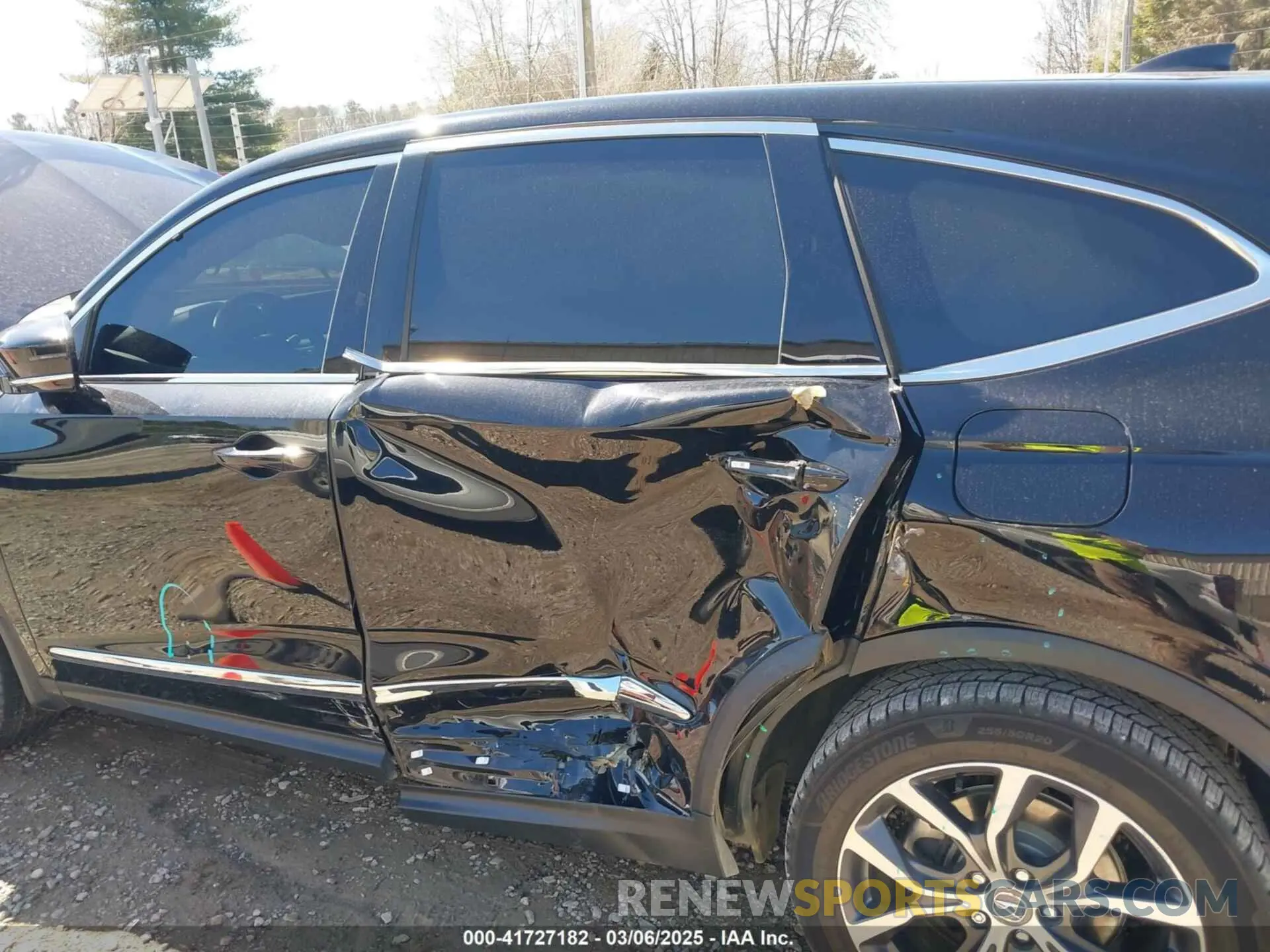 6 Photograph of a damaged car 5J8YD9H4XNL005460 ACURA MDX 2022