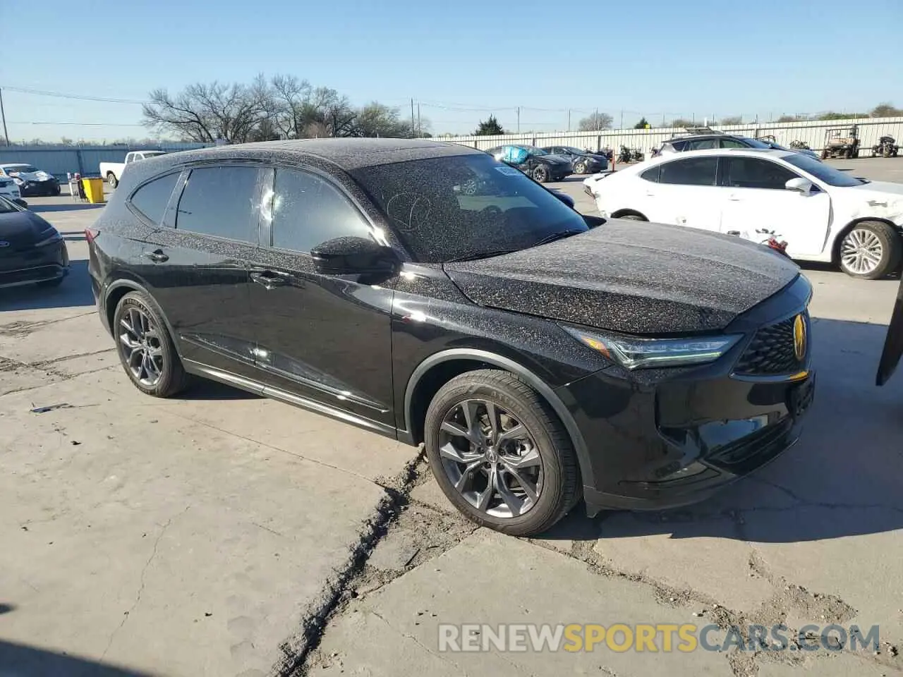 4 Photograph of a damaged car 5J8YE1H02NL033300 ACURA MDX 2022