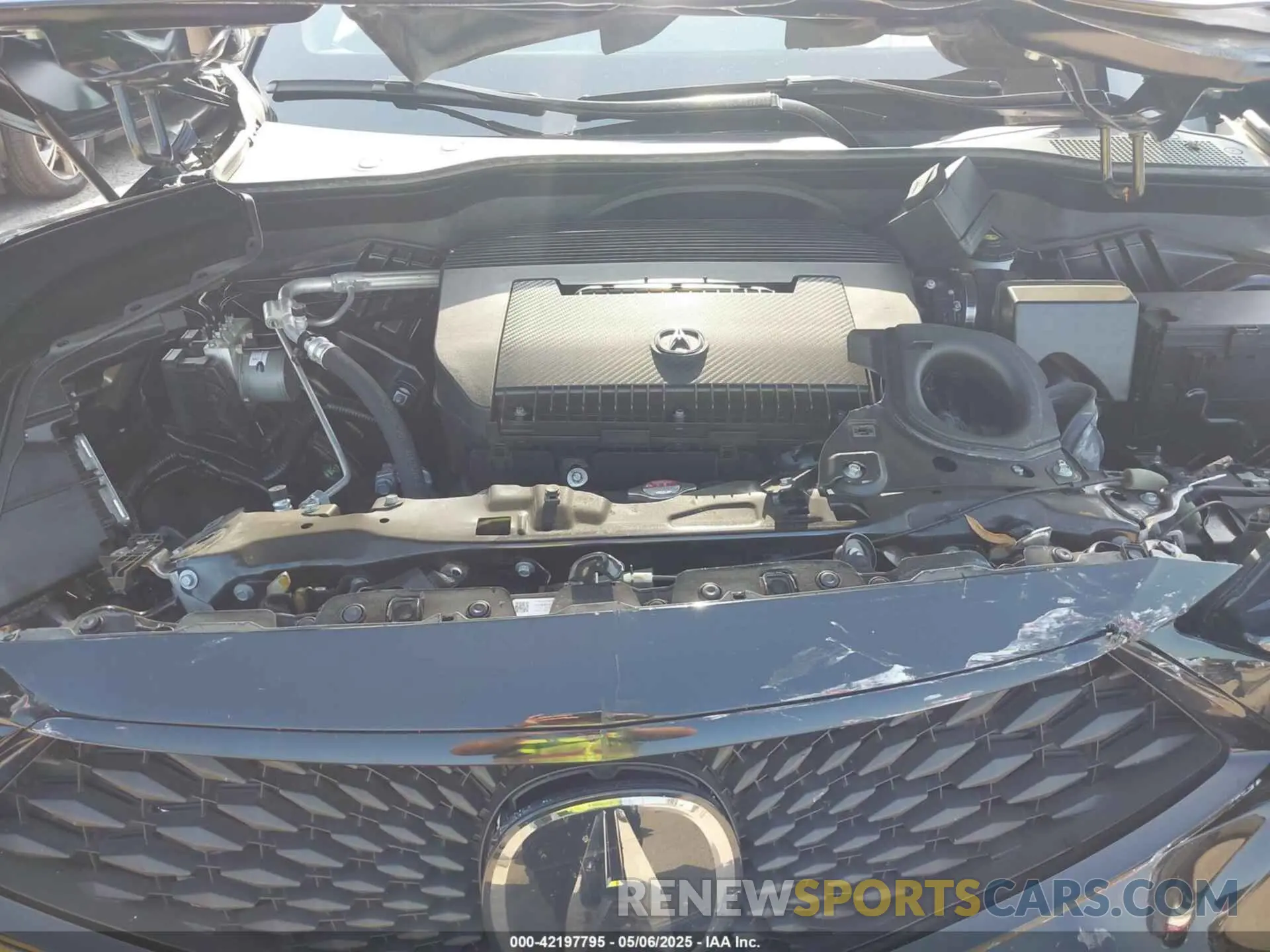 10 Photograph of a damaged car 5J8YE1H02NL044992 ACURA MDX 2022