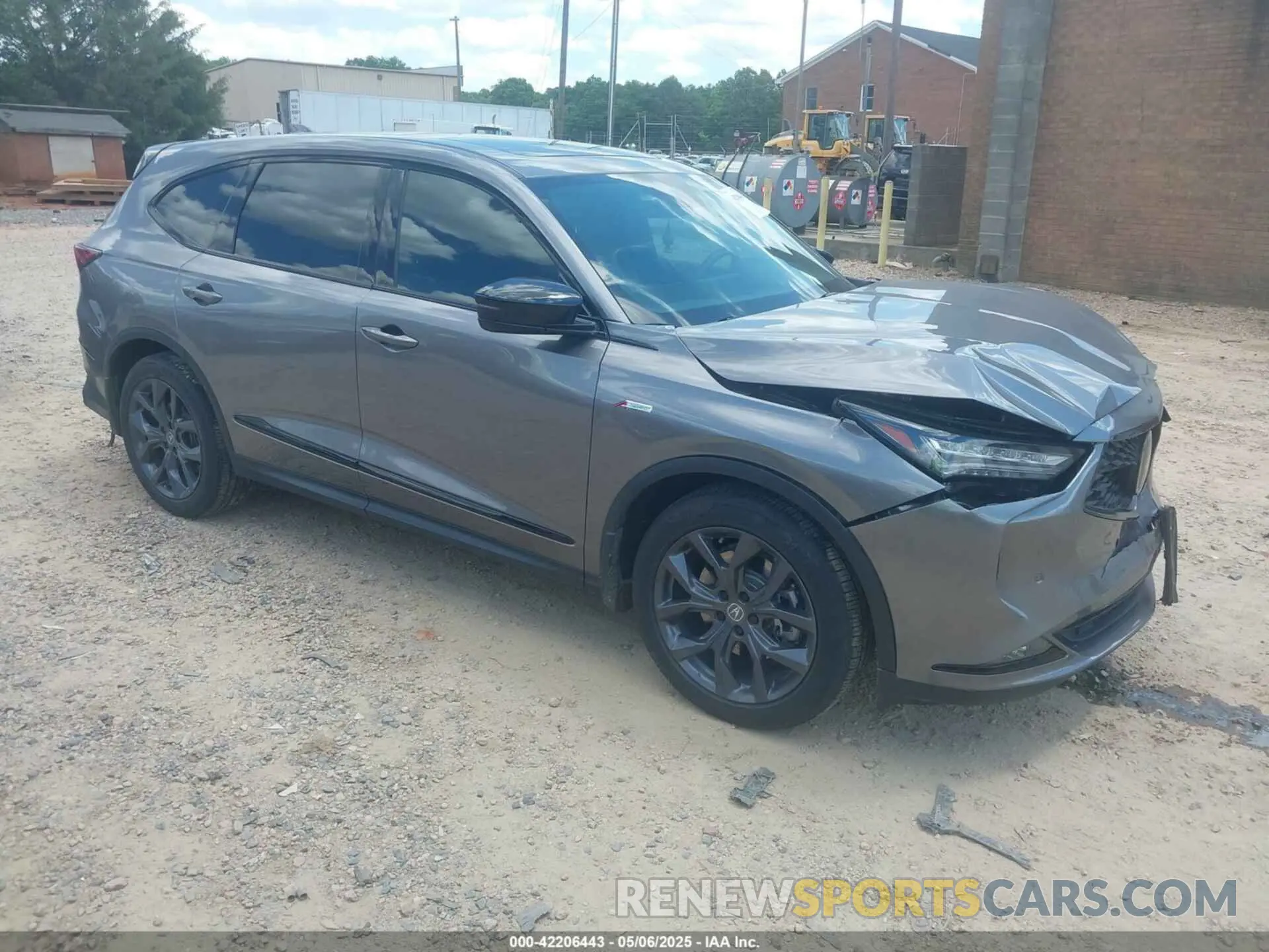 1 Photograph of a damaged car 5J8YE1H05NL018631 ACURA MDX 2022