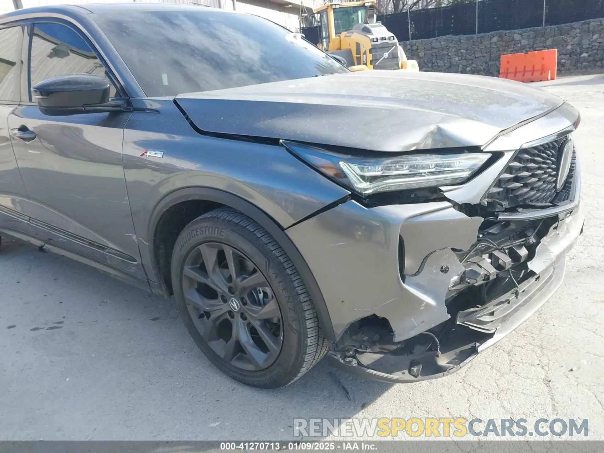 6 Photograph of a damaged car 5J8YE1H05NL029631 ACURA MDX 2022