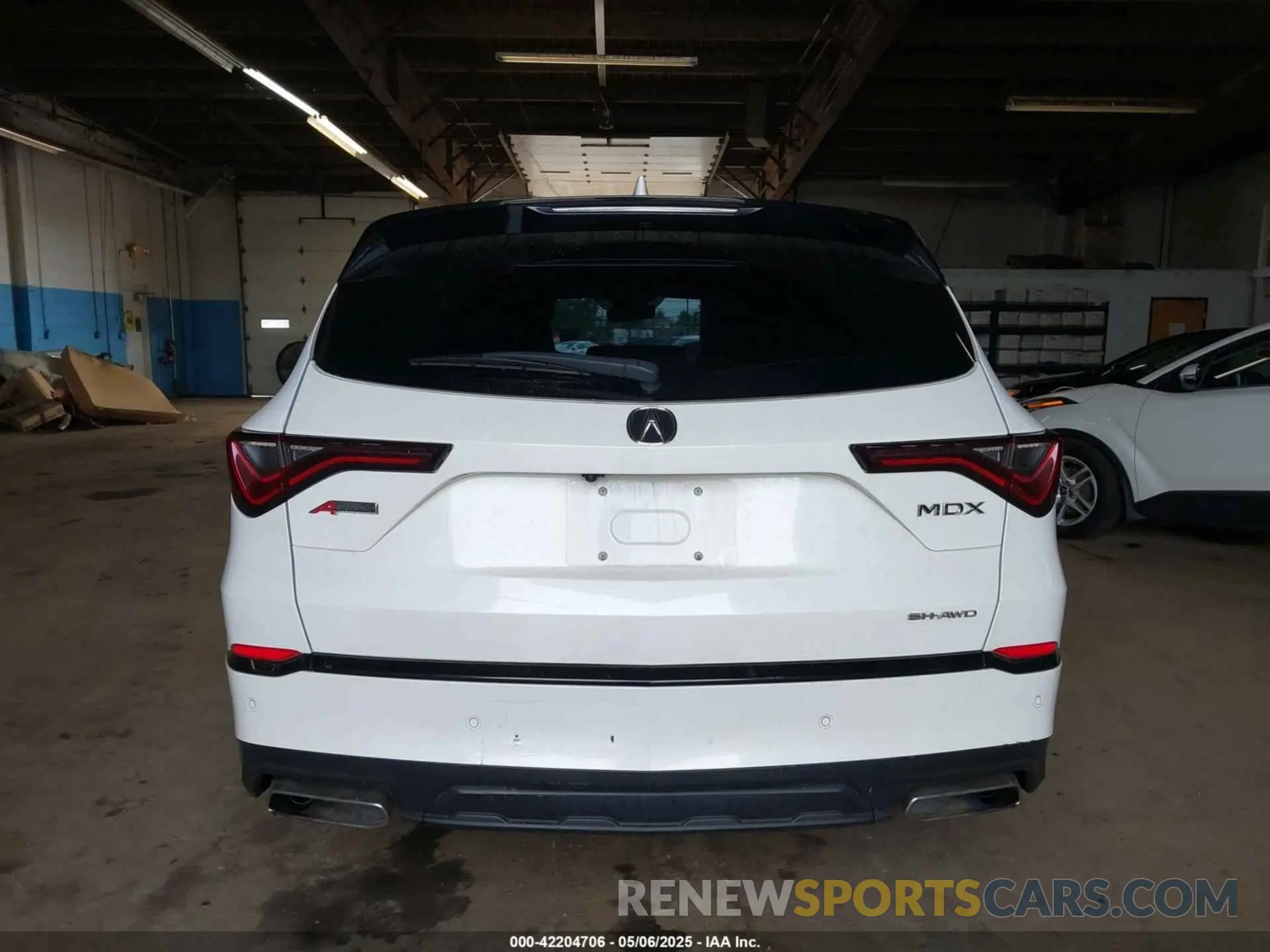 16 Photograph of a damaged car 5J8YE1H06NL038869 ACURA MDX 2022