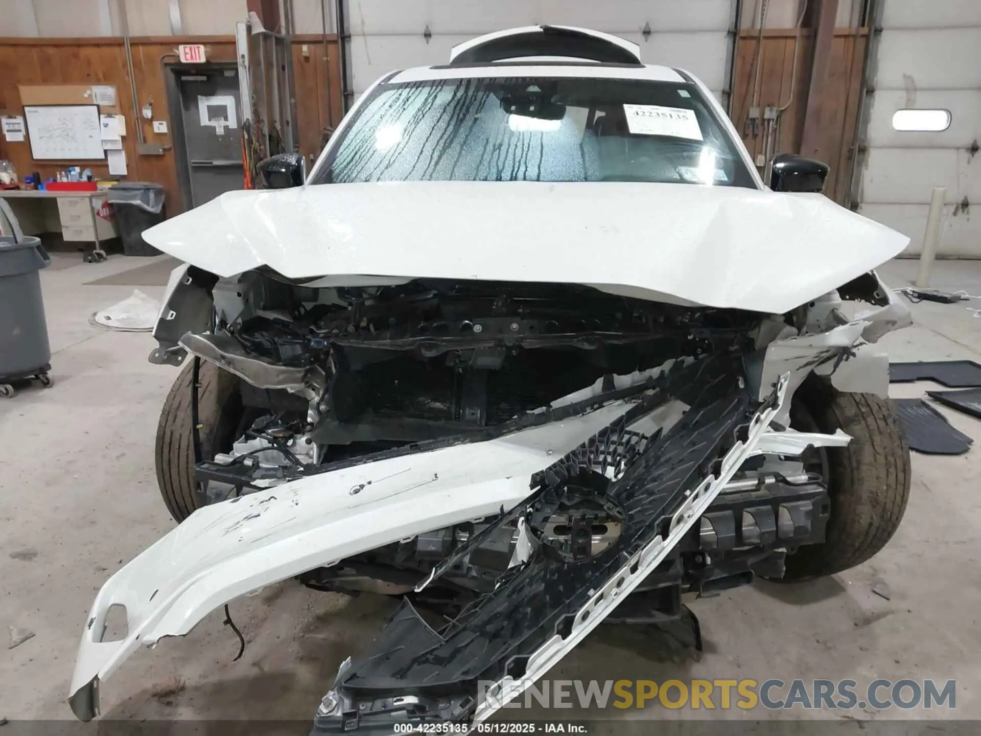 6 Photograph of a damaged car 5J8YE1H07NL033938 ACURA MDX 2022
