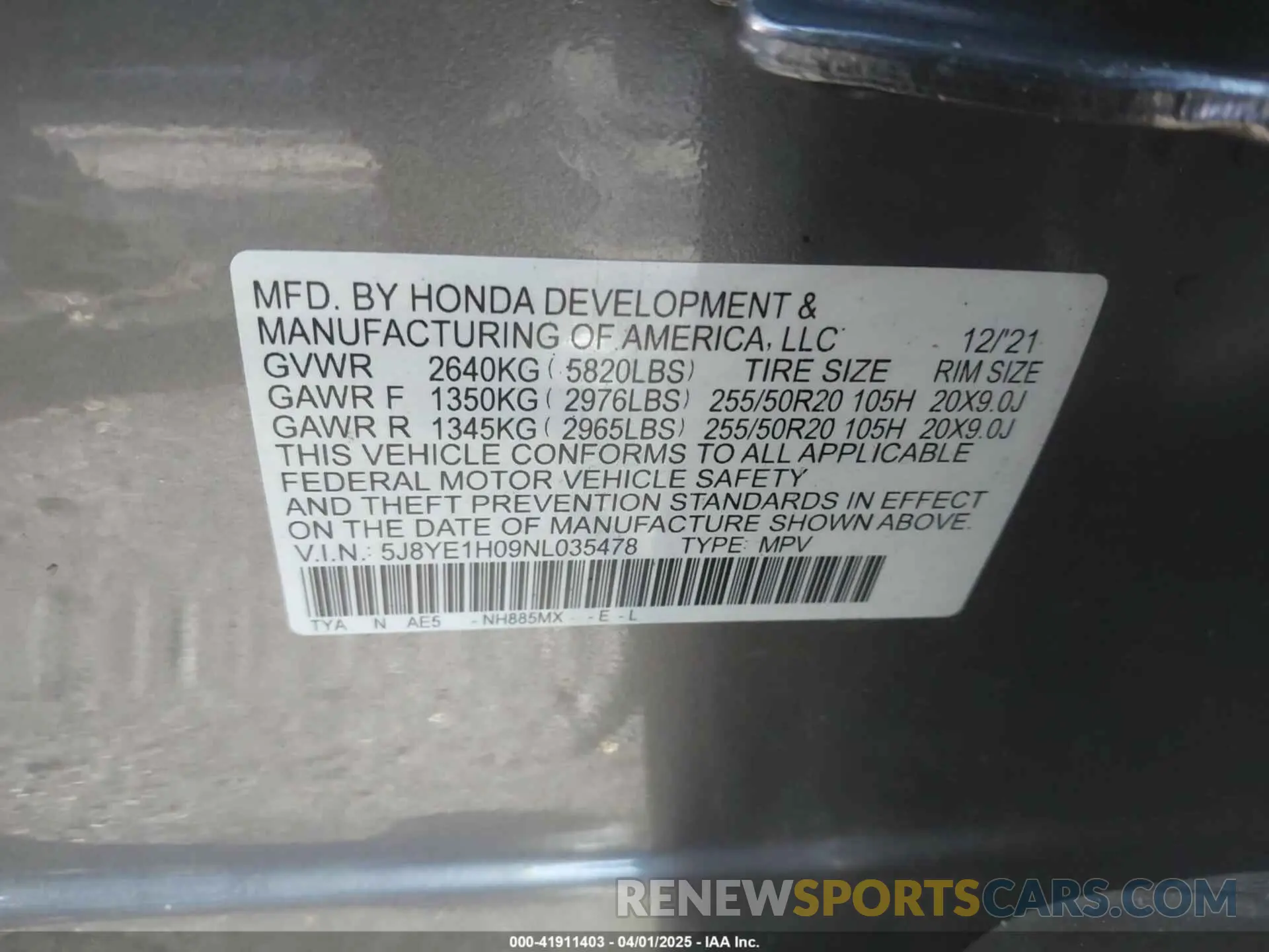 9 Photograph of a damaged car 5J8YE1H09NL035478 ACURA MDX 2022