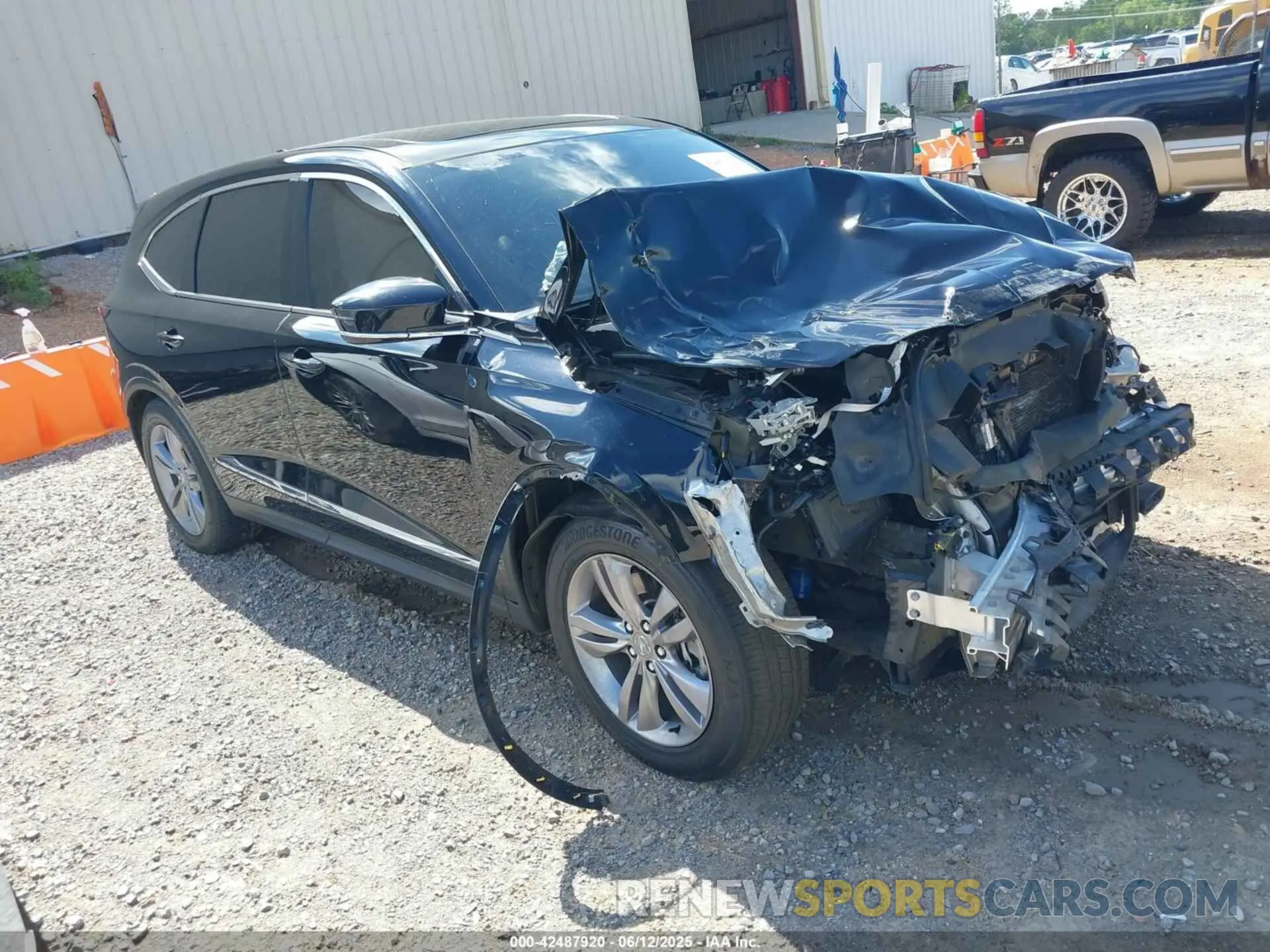 1 Photograph of a damaged car 5J8YE1H30NL012827 ACURA MDX 2022