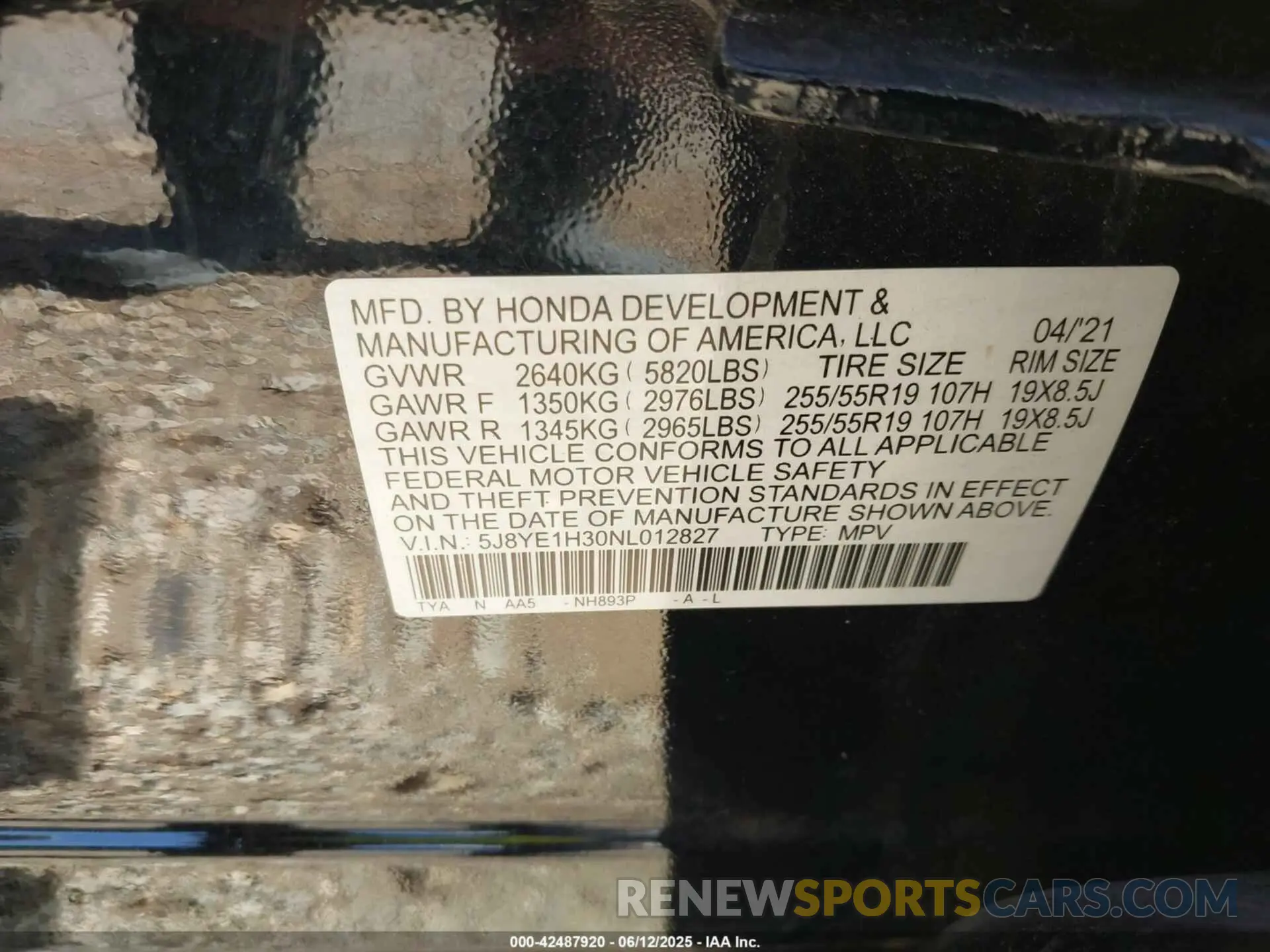 9 Photograph of a damaged car 5J8YE1H30NL012827 ACURA MDX 2022