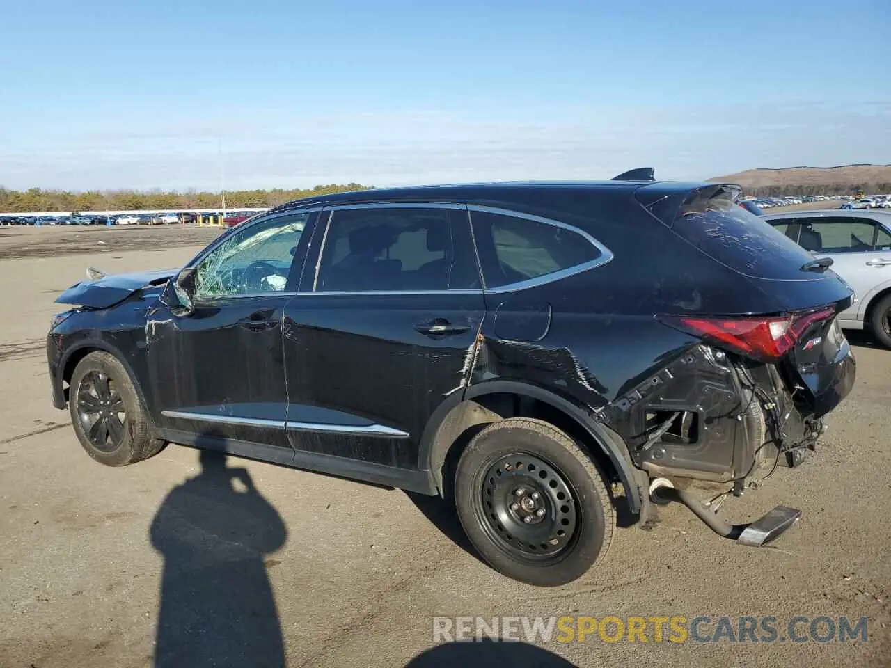 2 Photograph of a damaged car 5J8YE1H39NL006153 ACURA MDX 2022