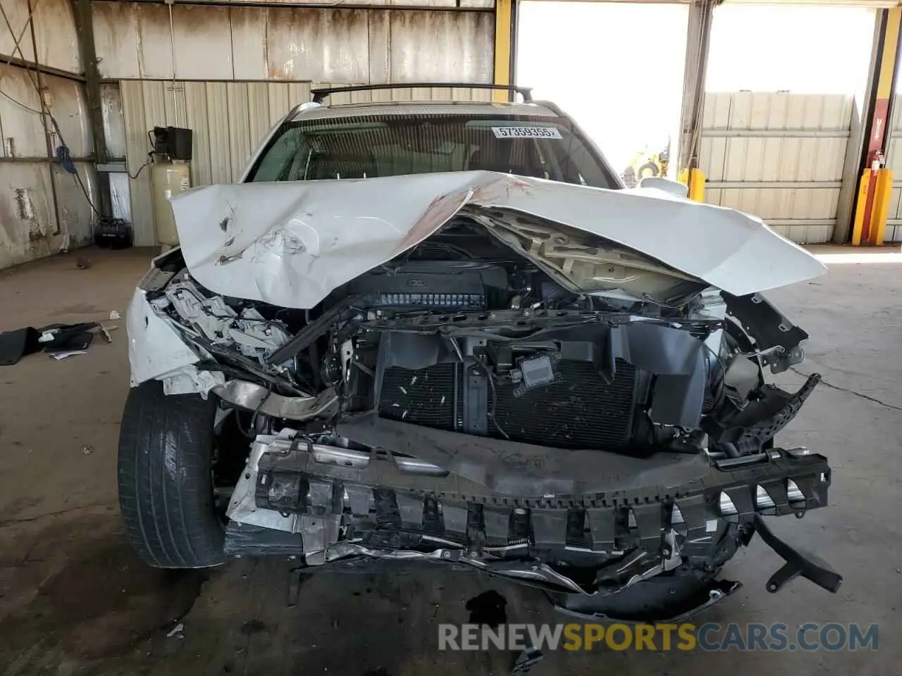 5 Photograph of a damaged car 5J8YE1H41NL020797 ACURA MDX 2022