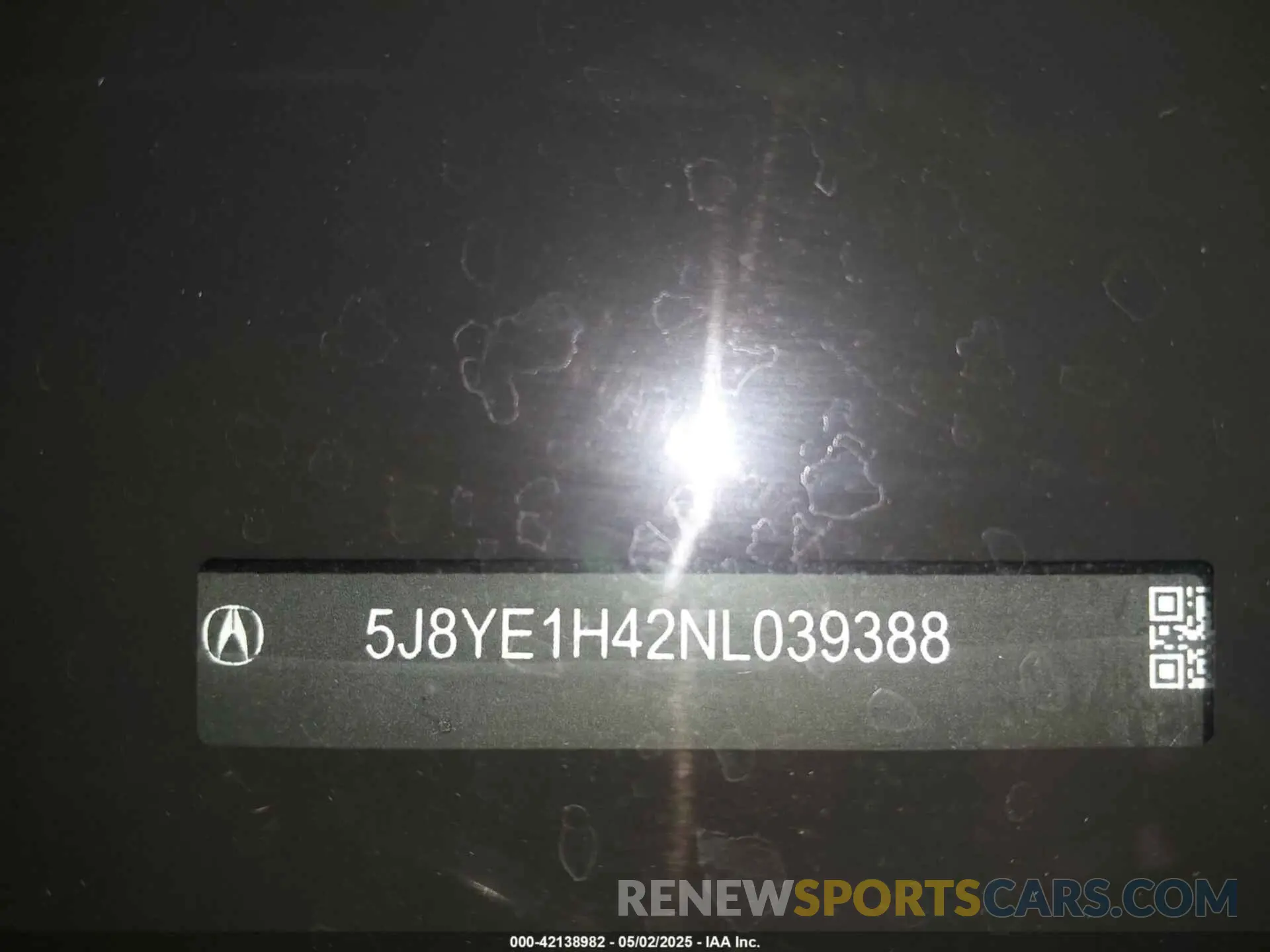 20 Photograph of a damaged car 5J8YE1H42NL039388 ACURA MDX 2022