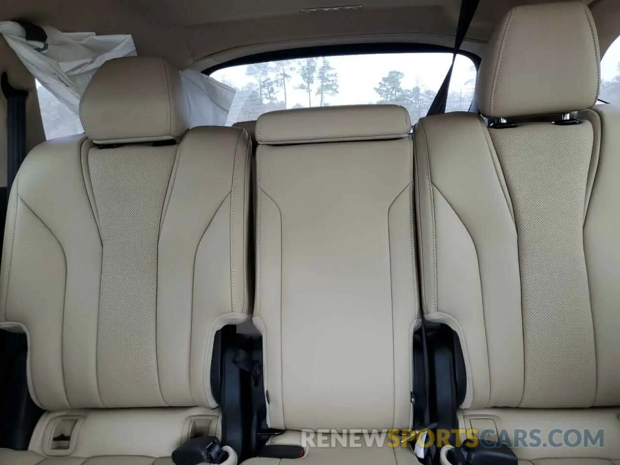 10 Photograph of a damaged car 5J8YE1H43NL026066 ACURA MDX 2022