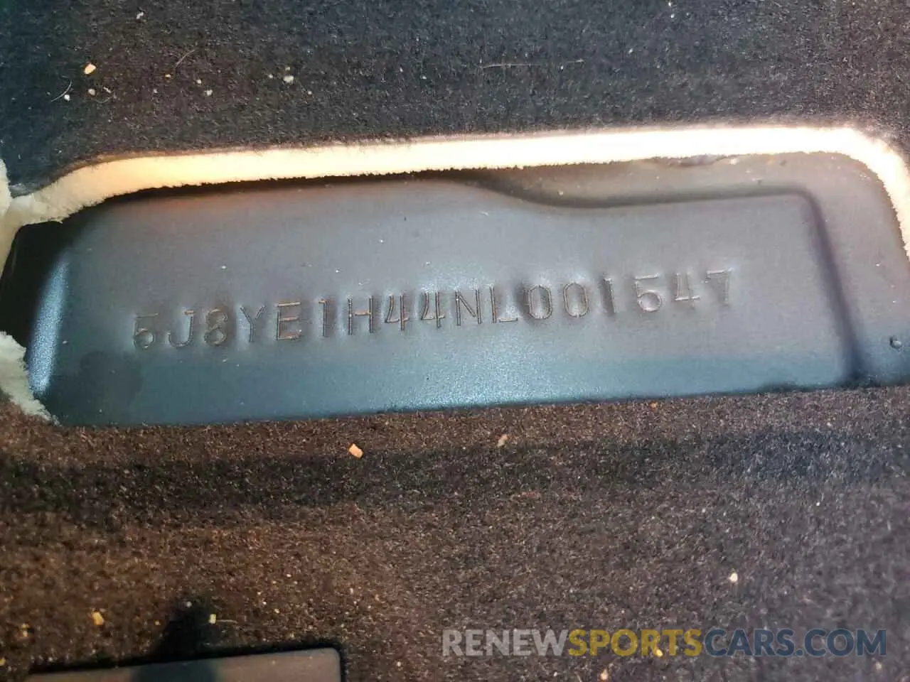 13 Photograph of a damaged car 5J8YE1H44NL001547 ACURA MDX 2022