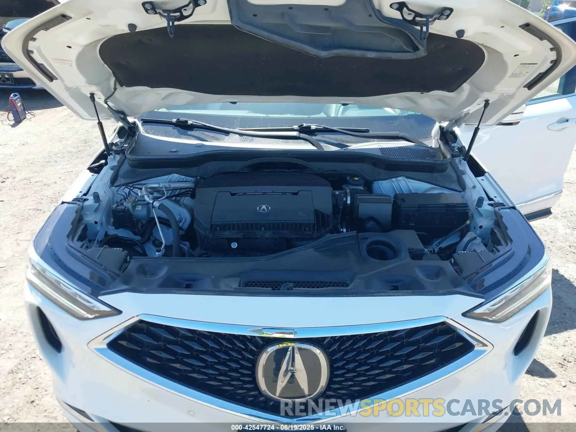 10 Photograph of a damaged car 5J8YE1H44NL035939 ACURA MDX 2022