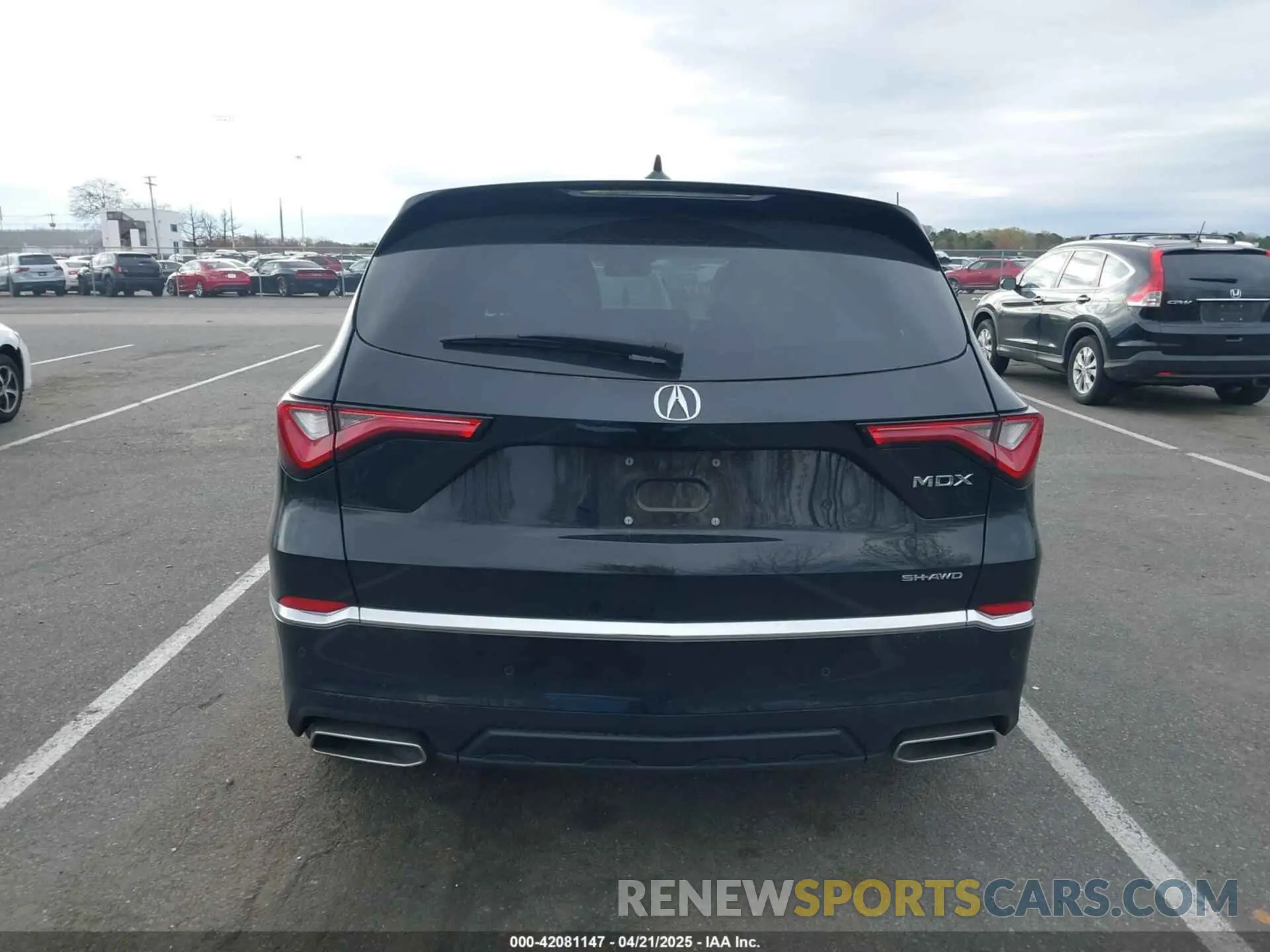 16 Photograph of a damaged car 5J8YE1H44NL036511 ACURA MDX 2022