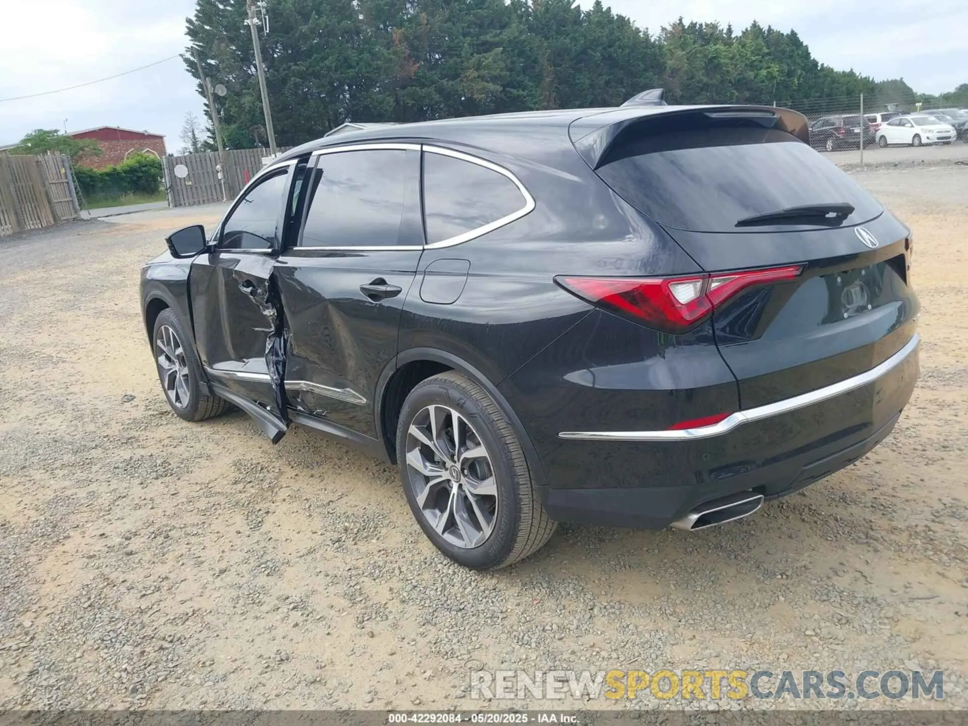 3 Photograph of a damaged car 5J8YE1H47NL039158 ACURA MDX 2022