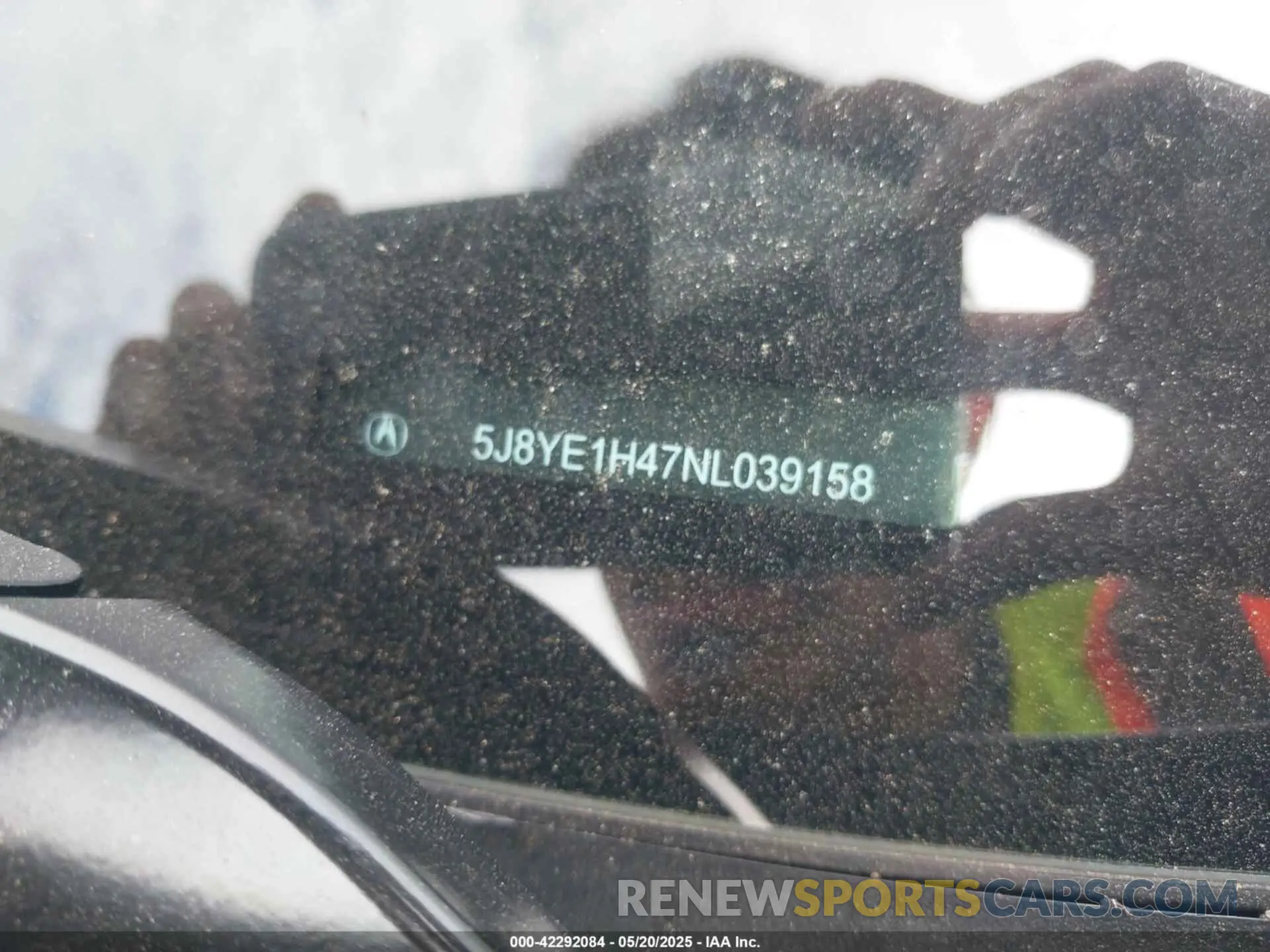 9 Photograph of a damaged car 5J8YE1H47NL039158 ACURA MDX 2022