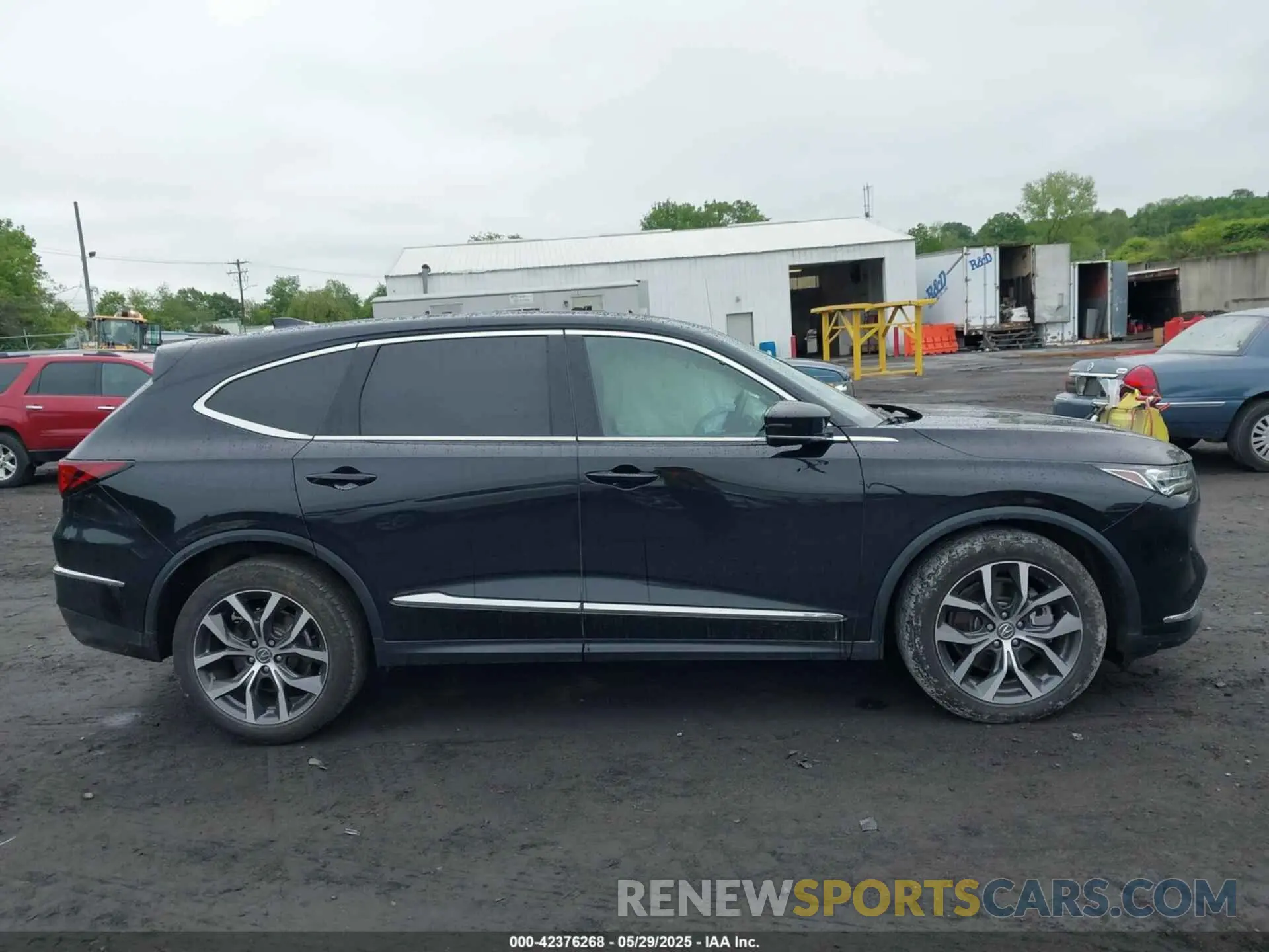13 Photograph of a damaged car 5J8YE1H49NL006243 ACURA MDX 2022