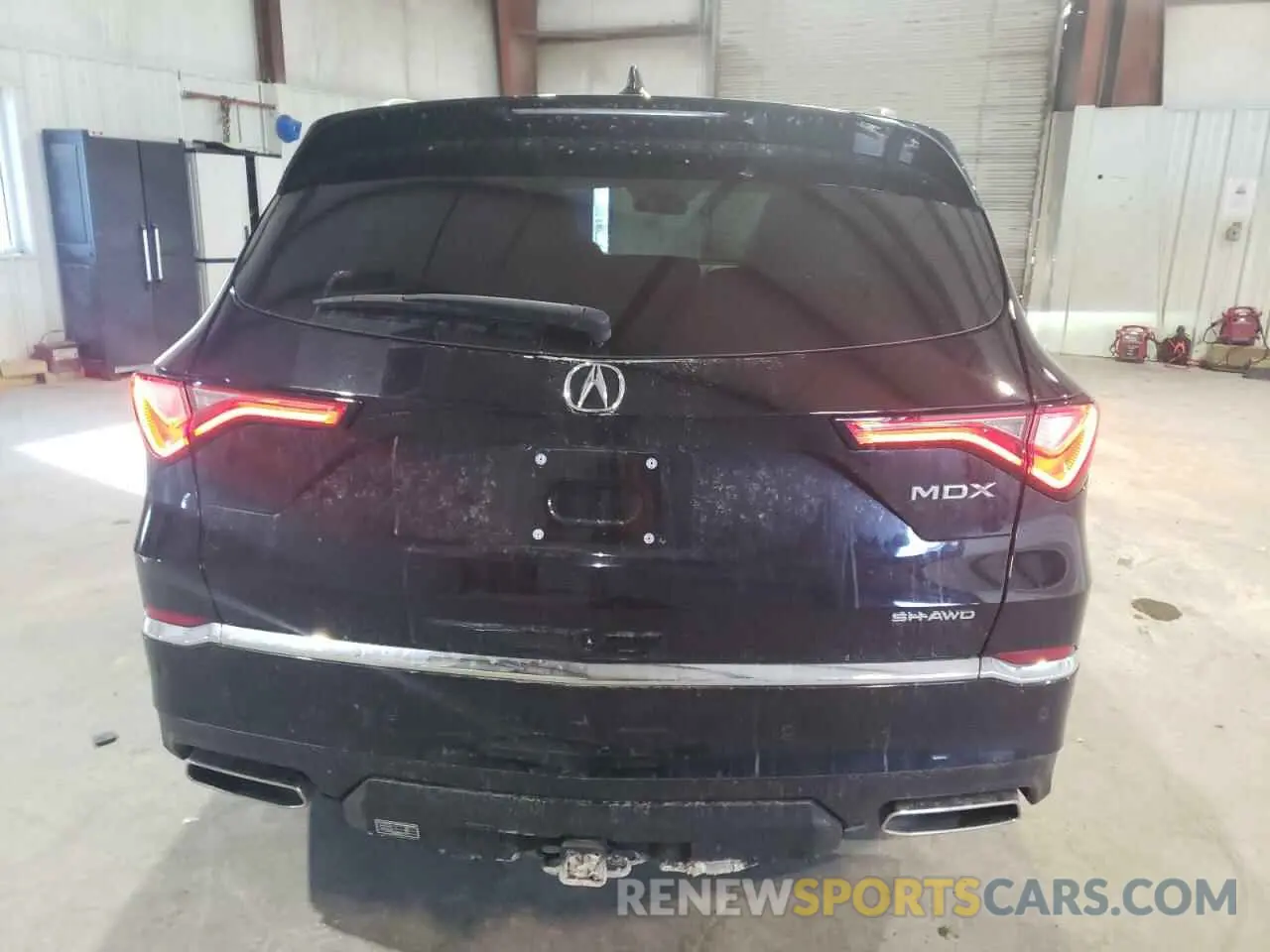 6 Photograph of a damaged car 5J8YE1H83NL011957 ACURA MDX 2022