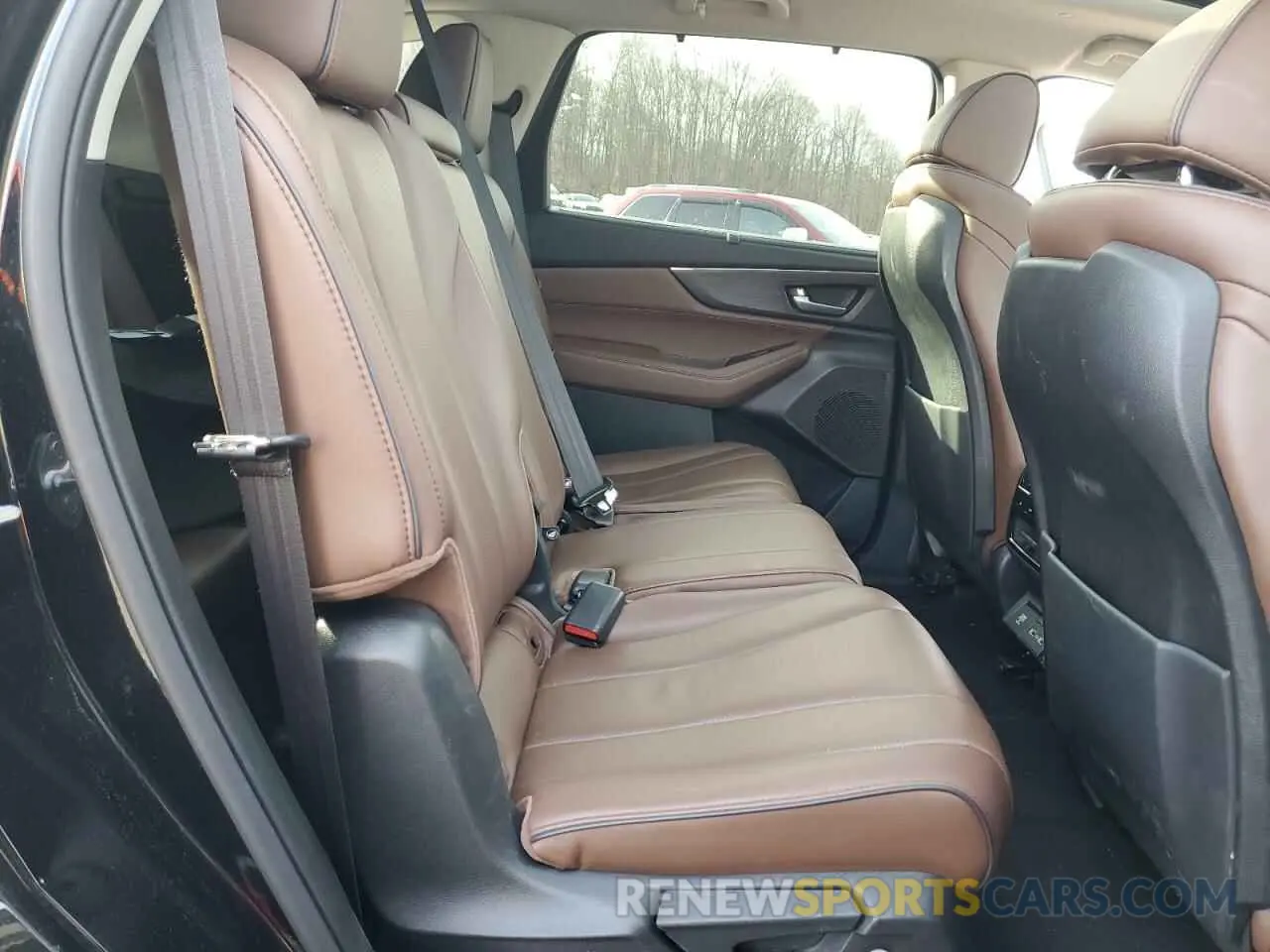 12 Photograph of a damaged car 5J8YE1H87NL041382 ACURA MDX 2022