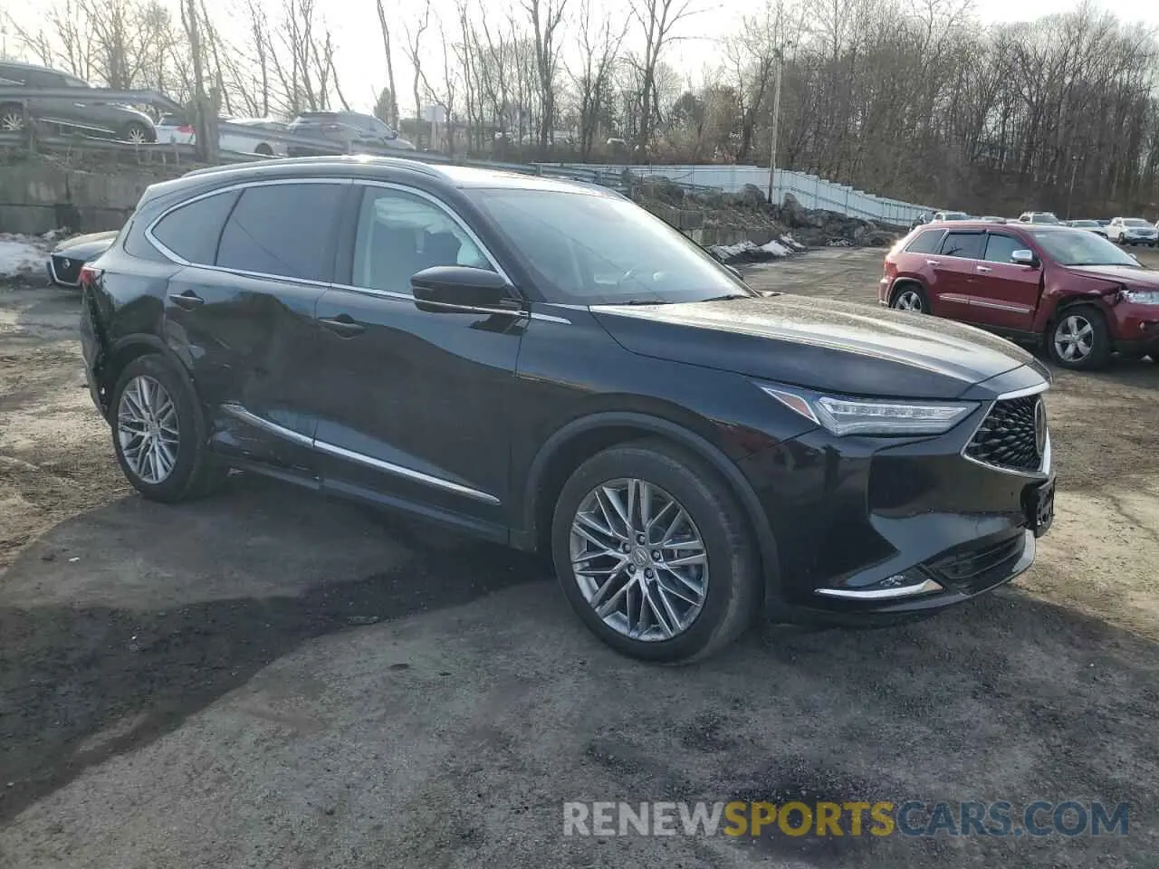 4 Photograph of a damaged car 5J8YE1H87NL041382 ACURA MDX 2022